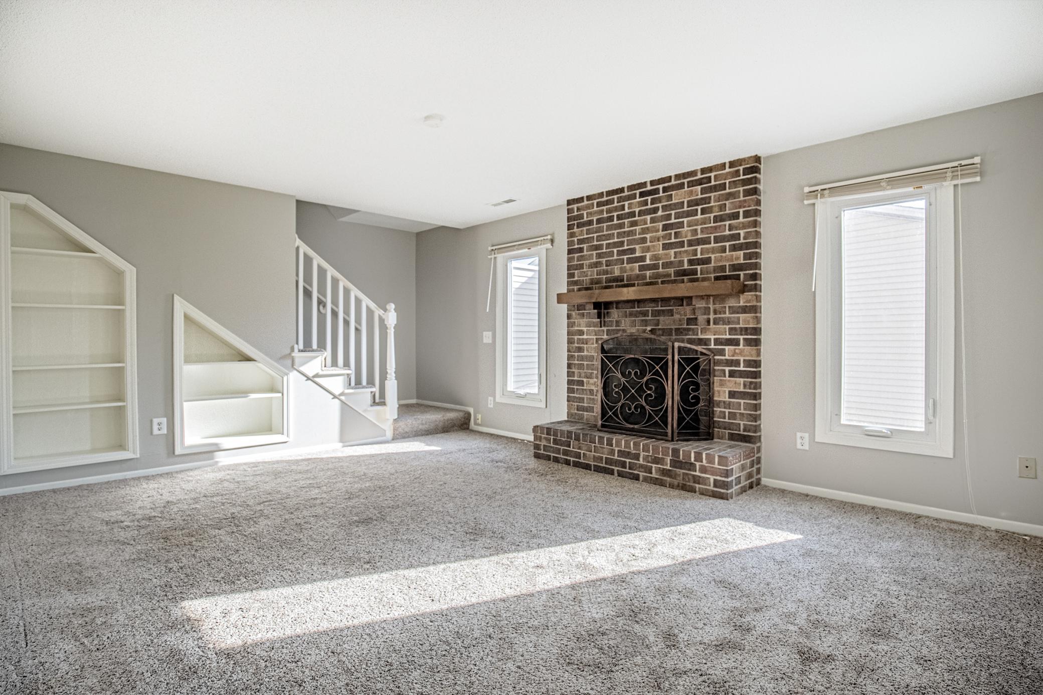 9358 Ranchview Lane N Property Photo 10
