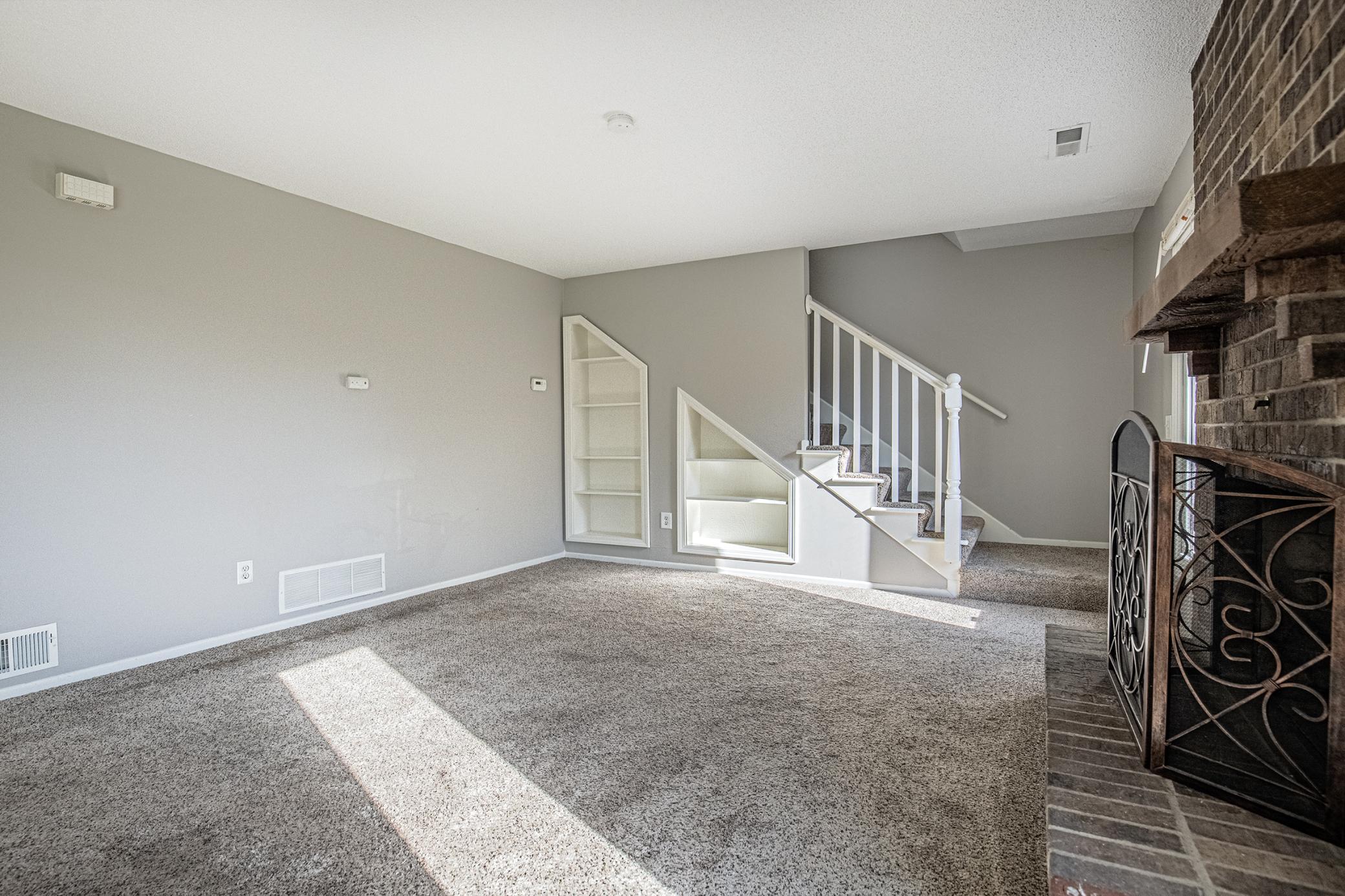 9358 Ranchview Lane N Property Photo 12