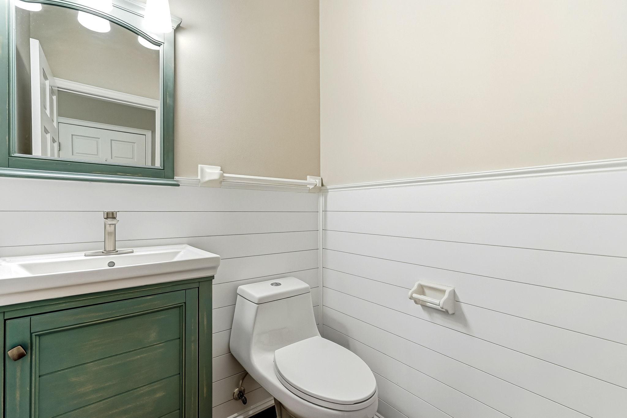 8848 Everest Lane N Property Photo 20