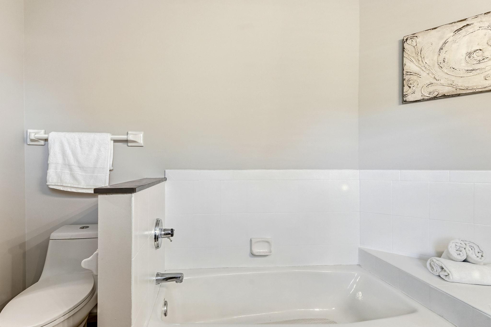 8848 Everest Lane N Property Photo 25