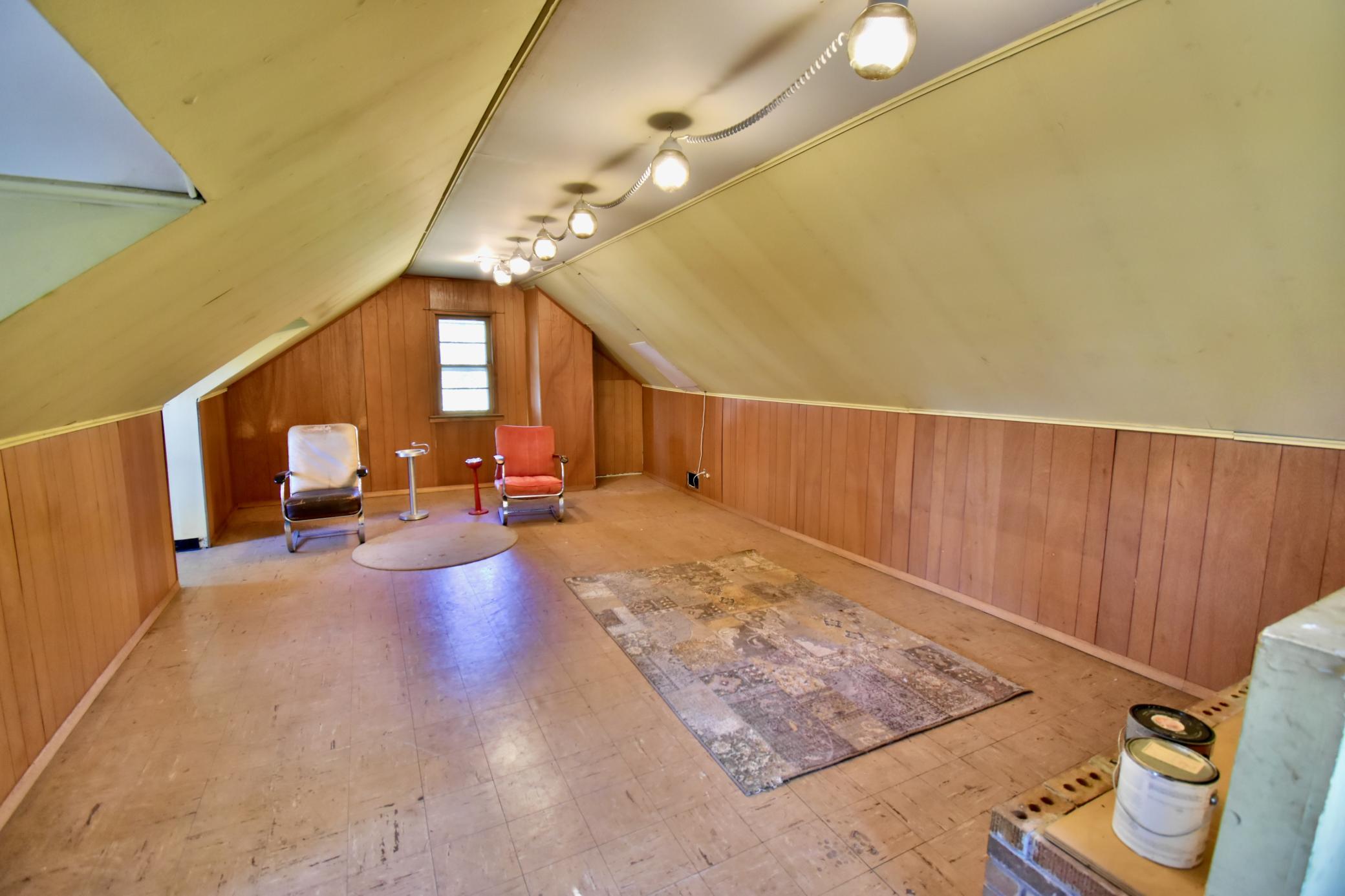 739 10th Street Nw Property Photo 35