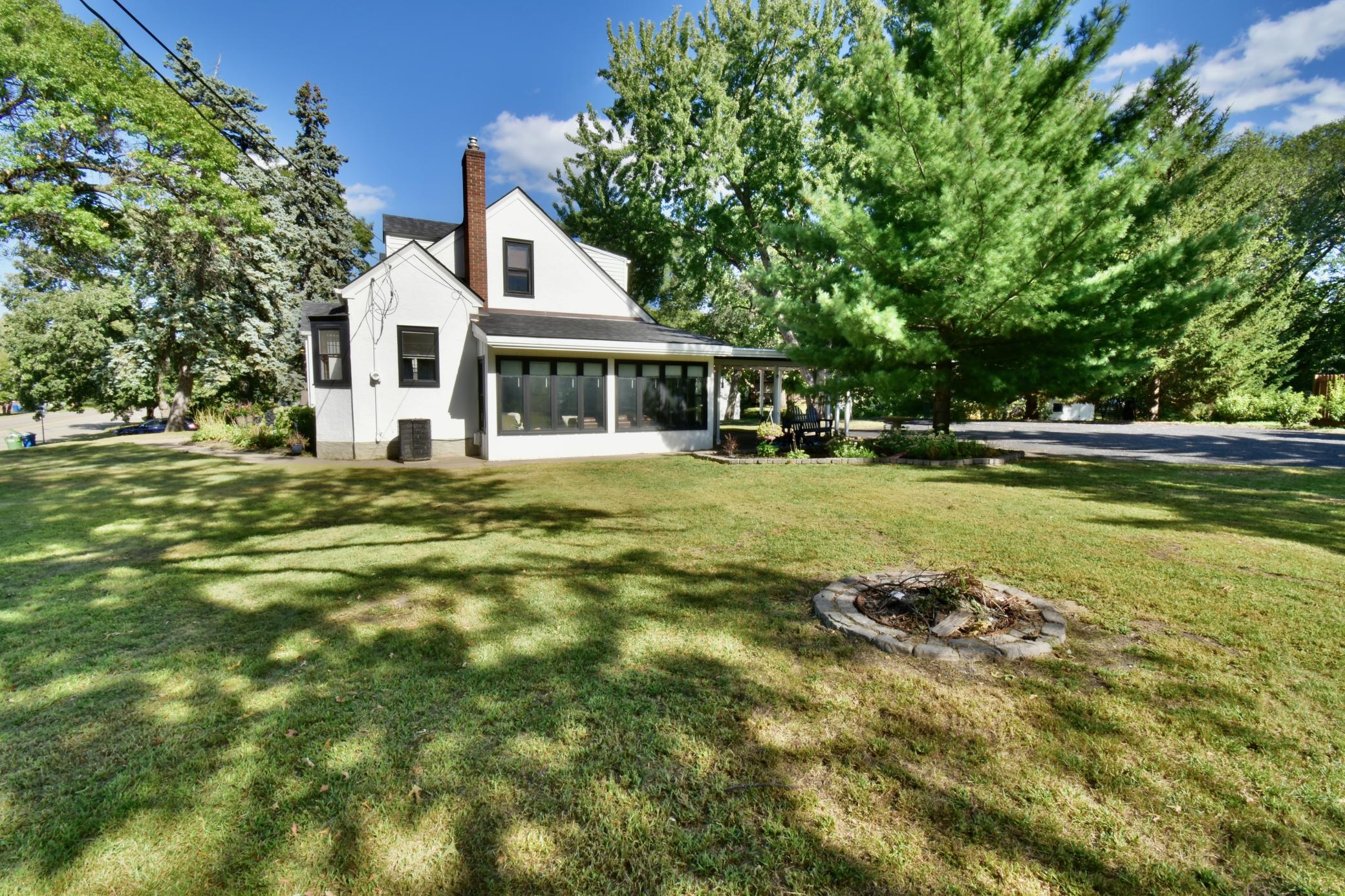 739 10th Street Nw Property Photo 42