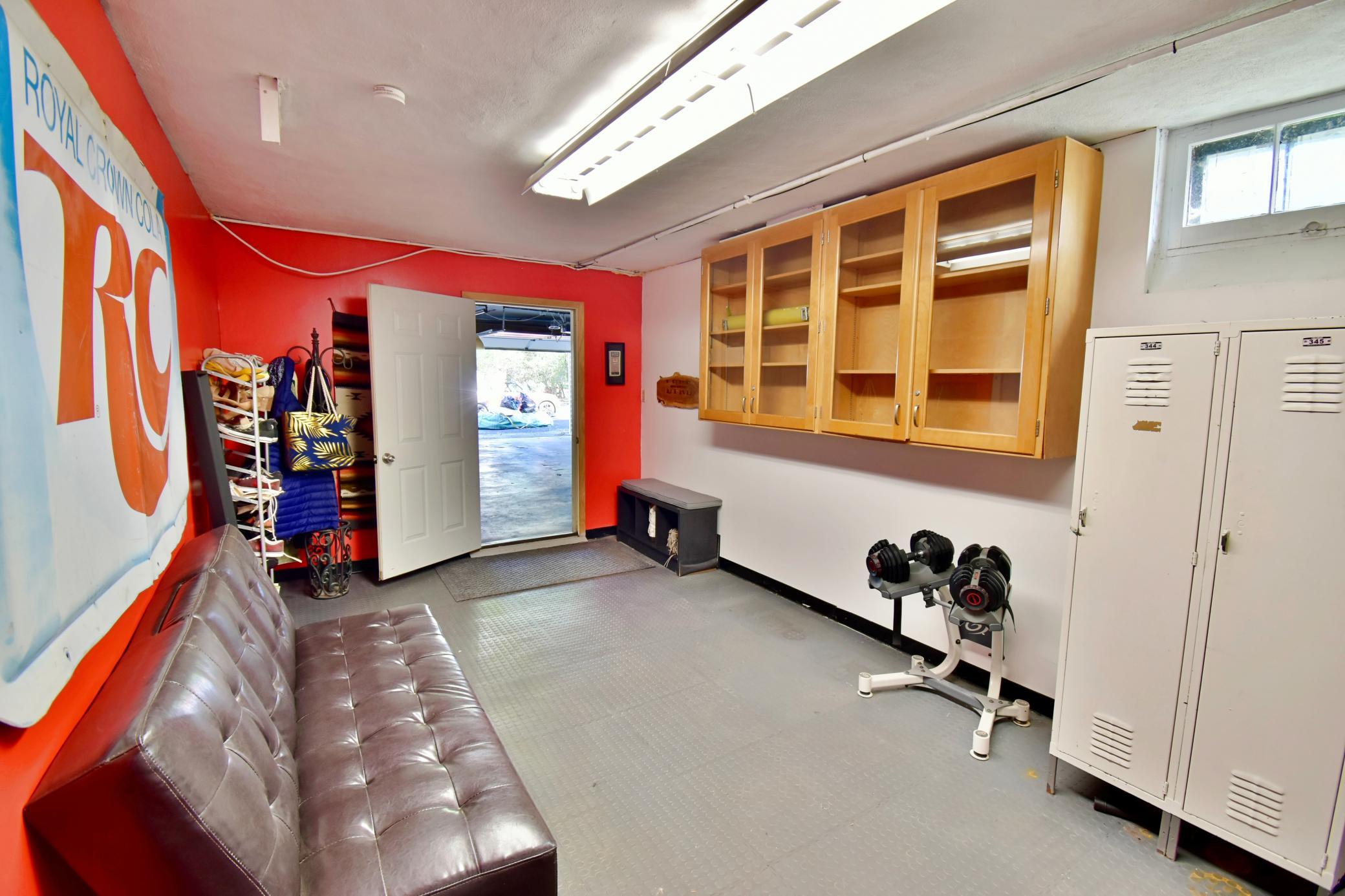 739 10th Street Nw Property Photo 44
