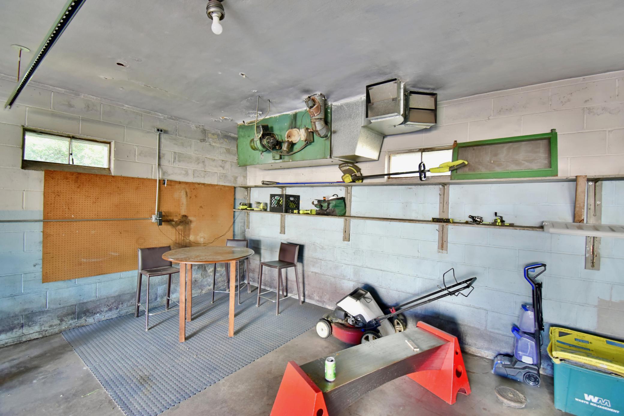739 10th Street Nw Property Photo 46