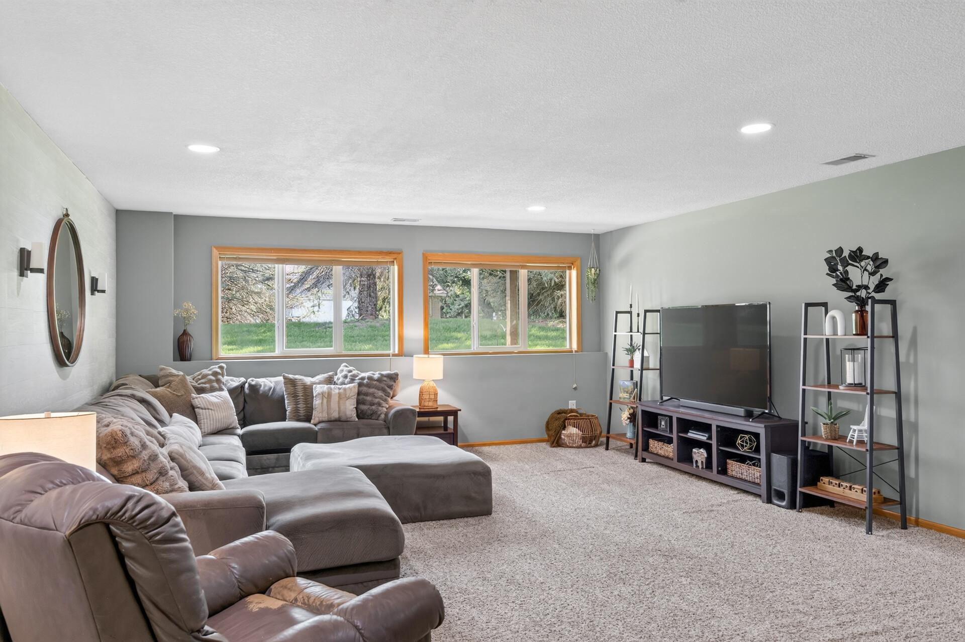 12774 Ulysses Circle Ne Property Photo 13