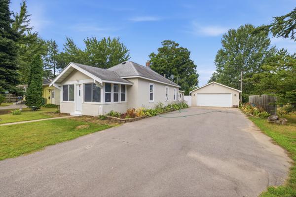 313 1st Avenue Ne Property Photo 2