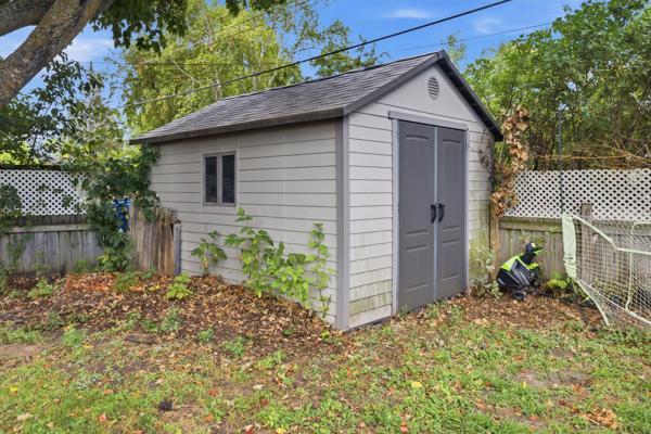 313 1st Avenue Ne Property Photo 9