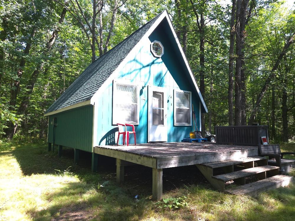37683 Clover Circle Property Photo 1