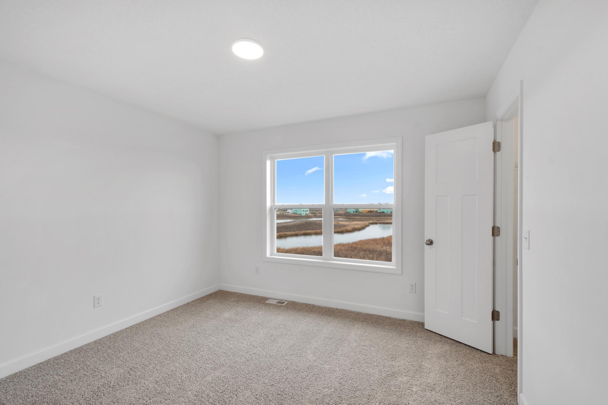 2058 Norway Lane Property Photo 15