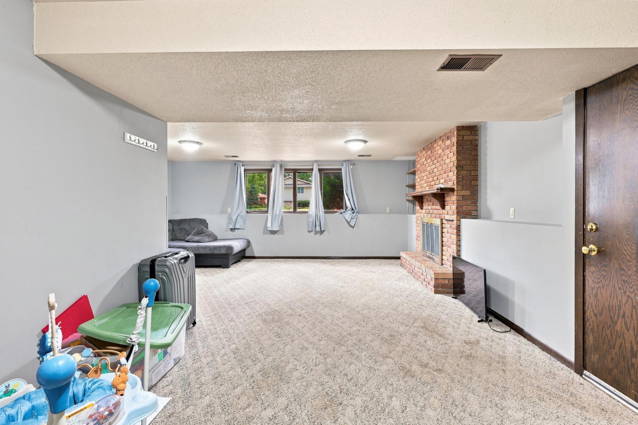 10048 Upton Road Property Photo 24