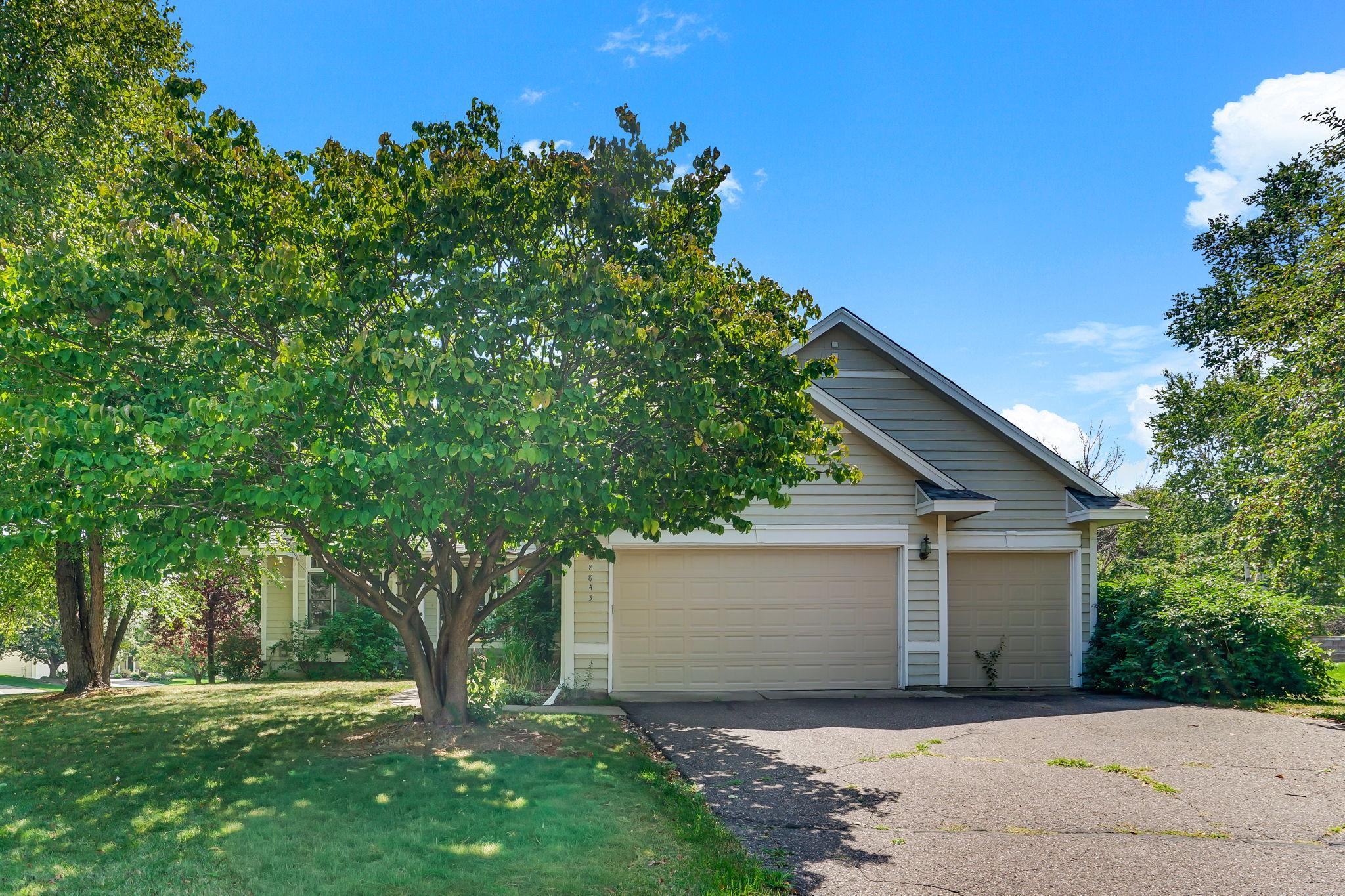 8843 Blackoaks Lane N Property Photo 1