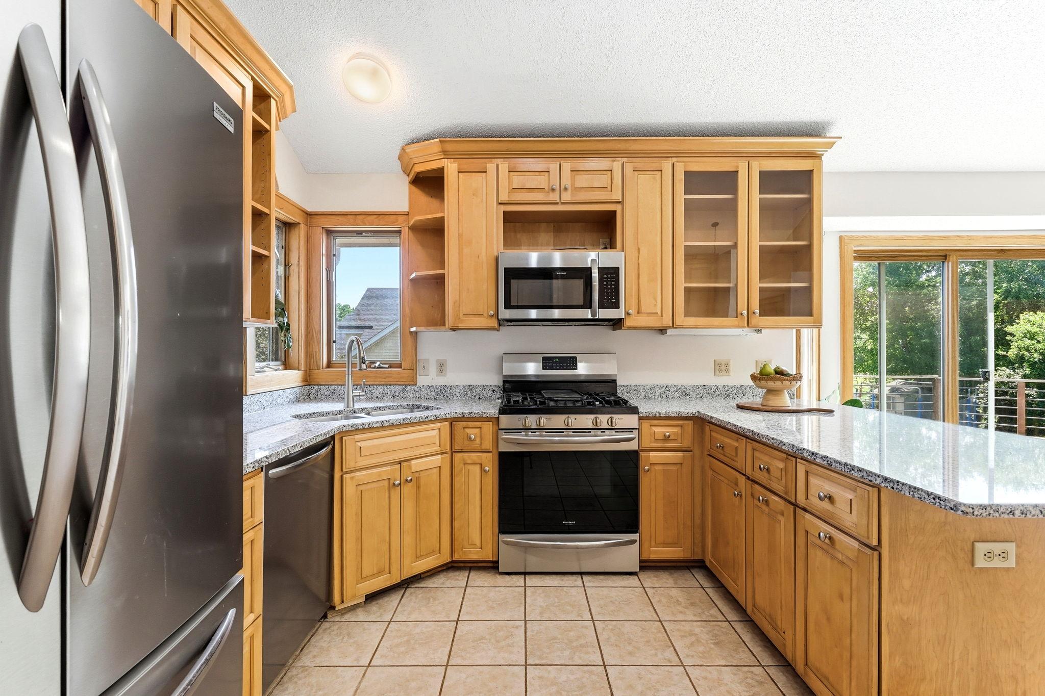 8843 Blackoaks Lane N Property Photo 13
