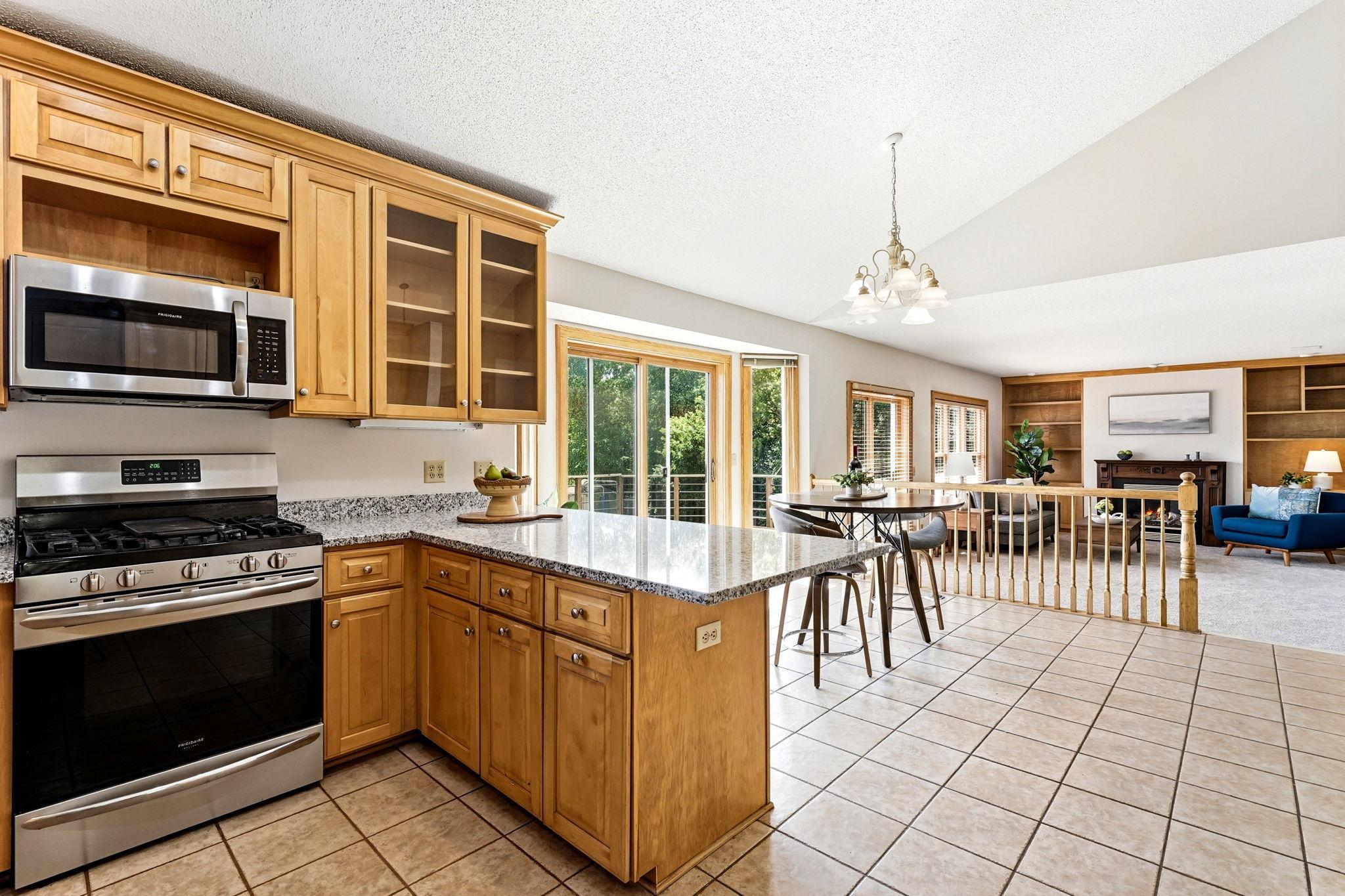 8843 Blackoaks Lane N Property Photo 14