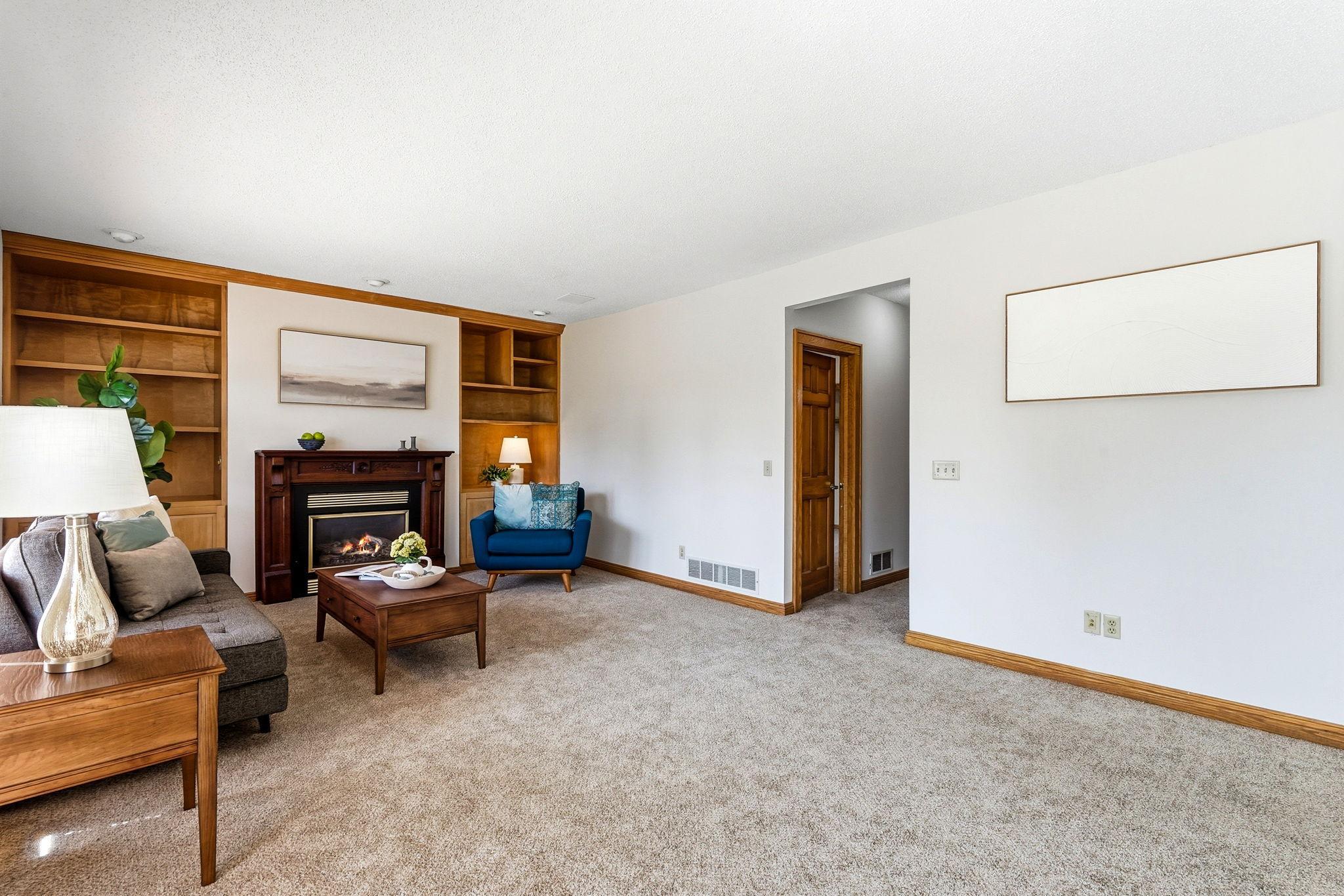 8843 Blackoaks Lane N Property Photo 18