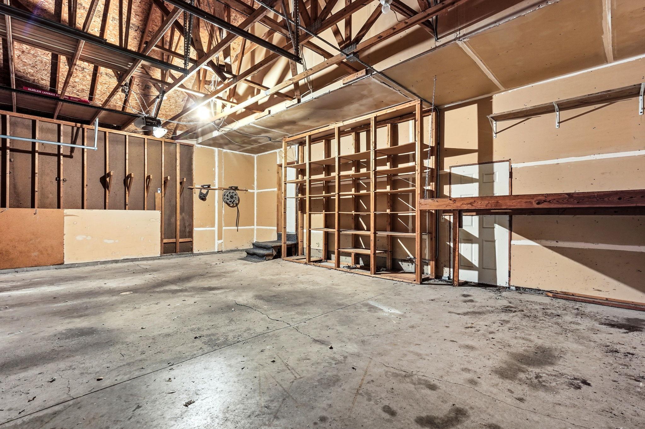 8843 Blackoaks Lane N Property Photo 49