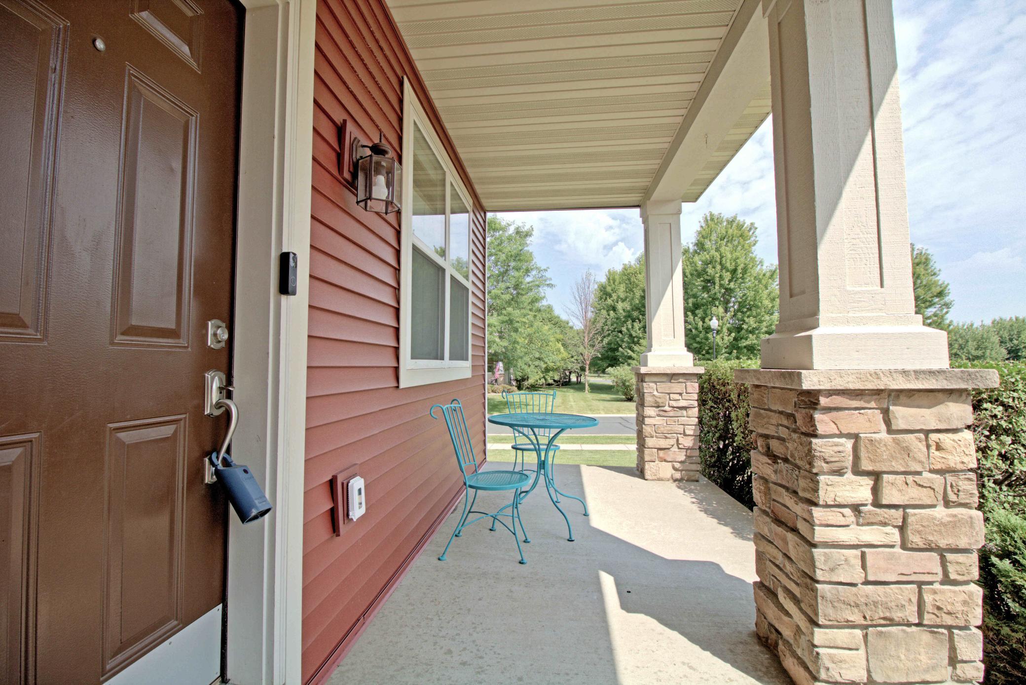 1672 Lenox Drive Property Photo 5