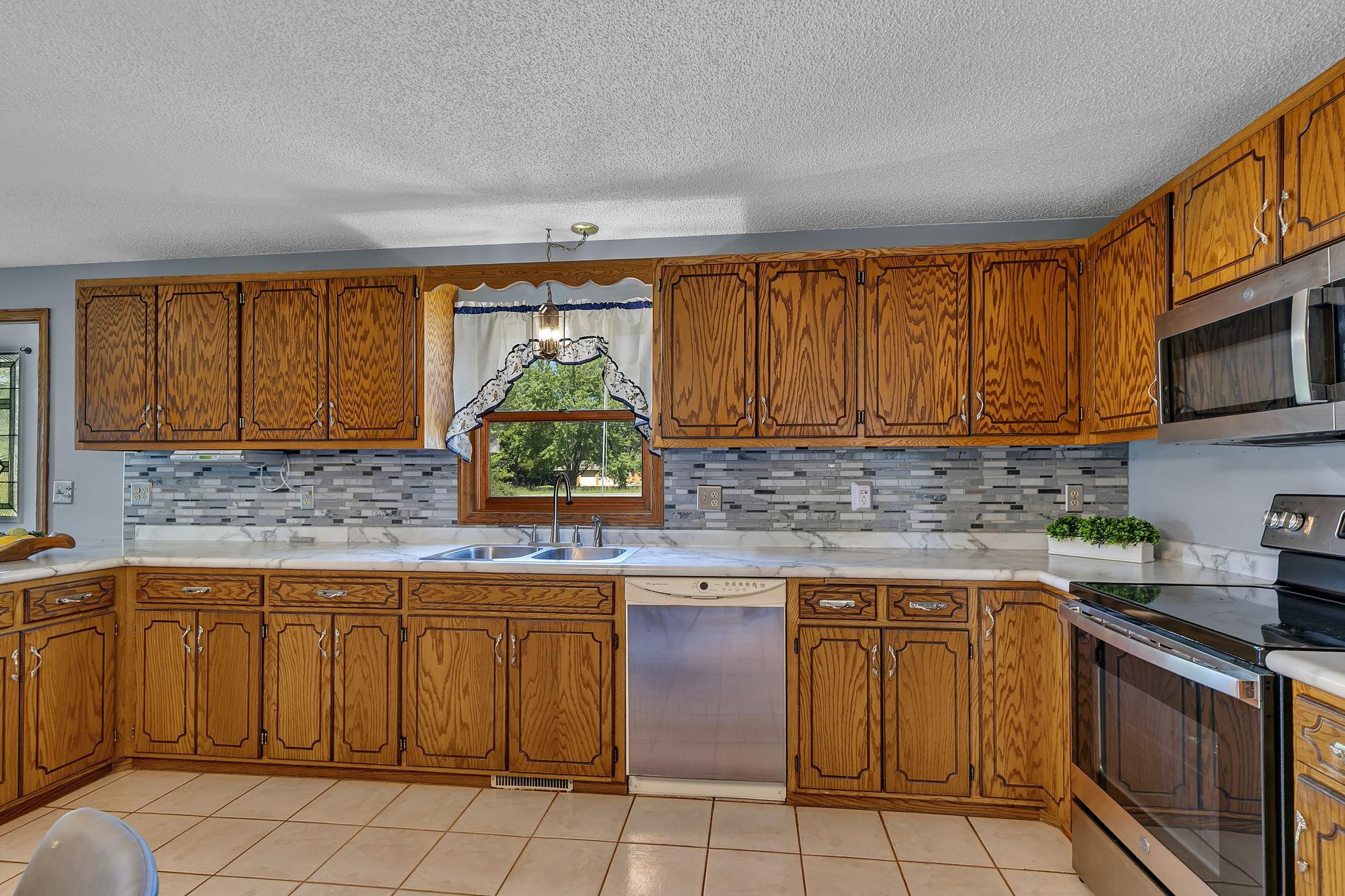2304 County Road 74 Property Photo 11
