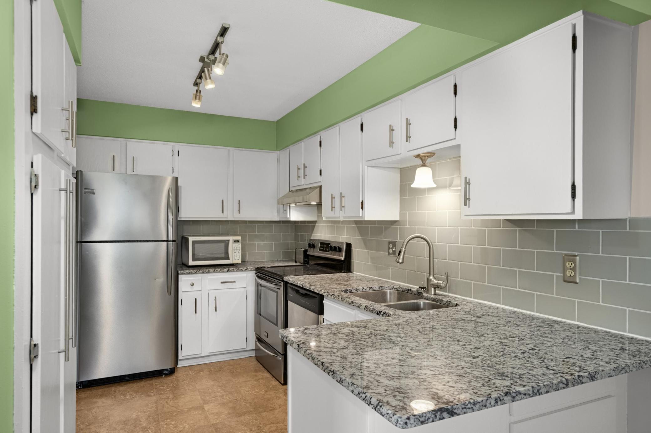 10397 Juniper Lane Property Photo 3