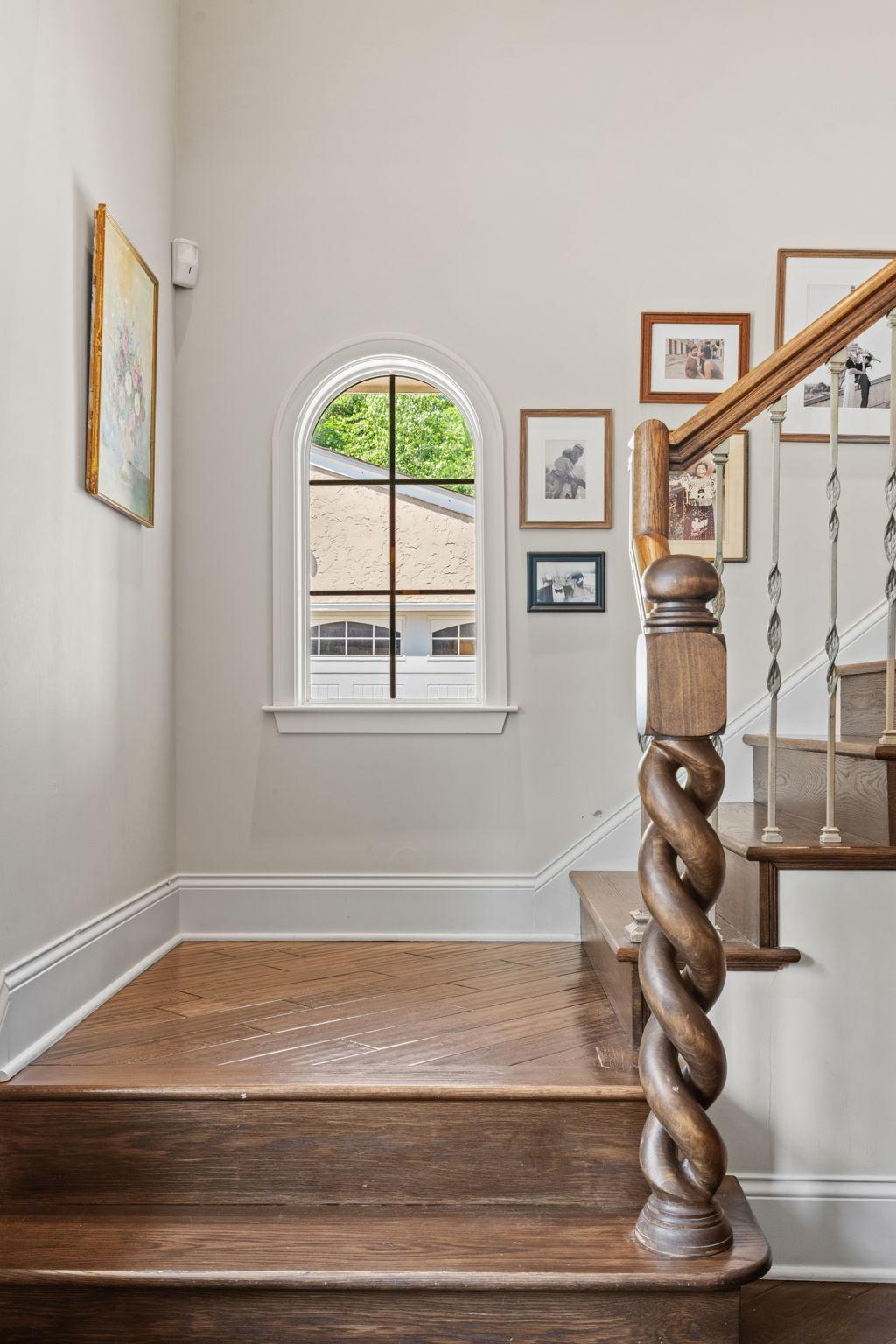 219 Chicago Avenue N Property Photo 29