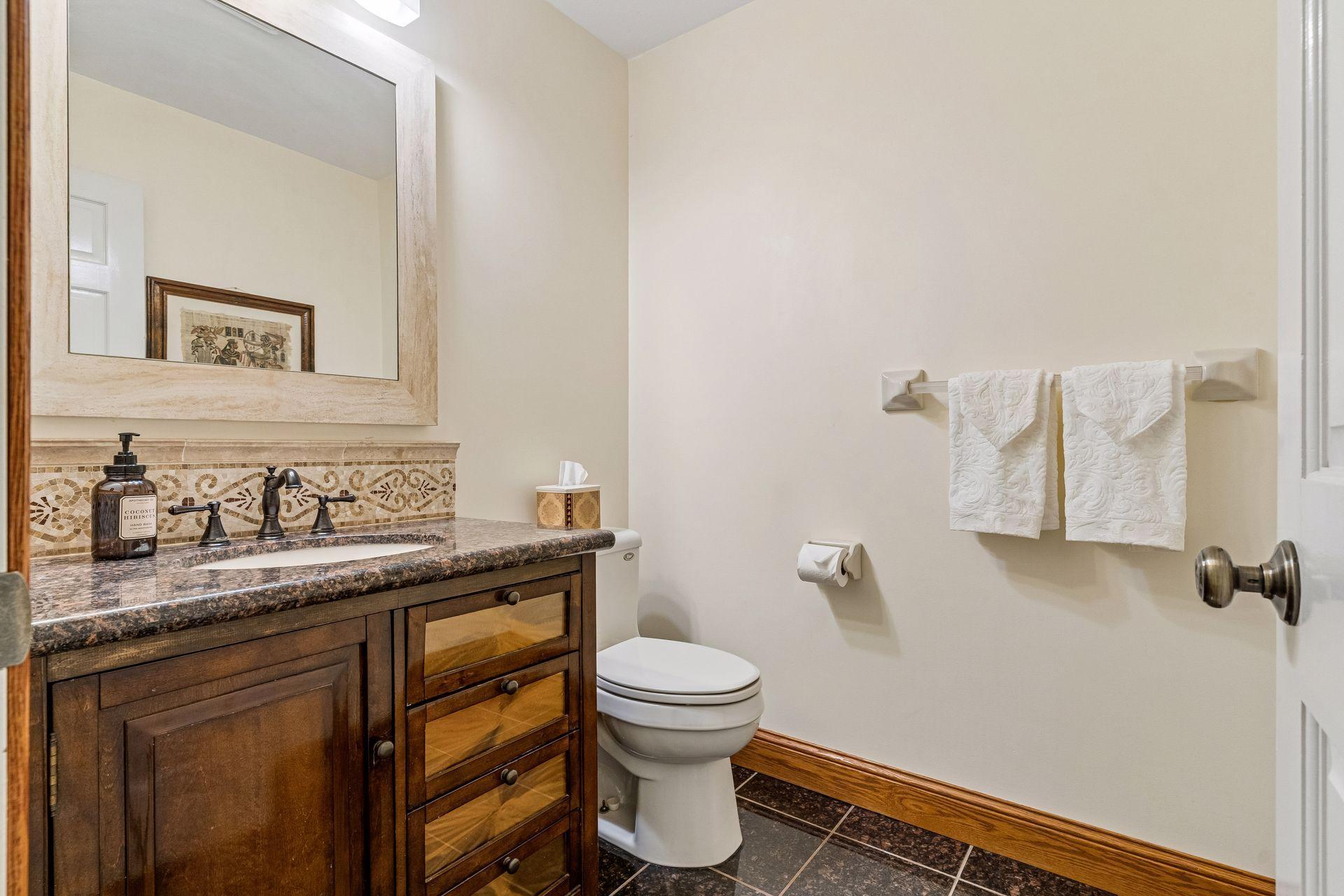 1836 Prior Avenue N Property Photo 15