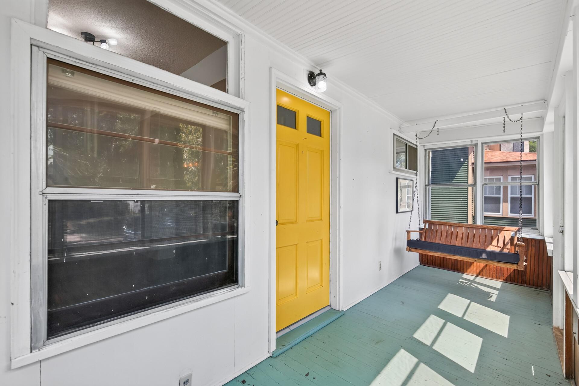 801 Armstrong Avenue Property Photo 5
