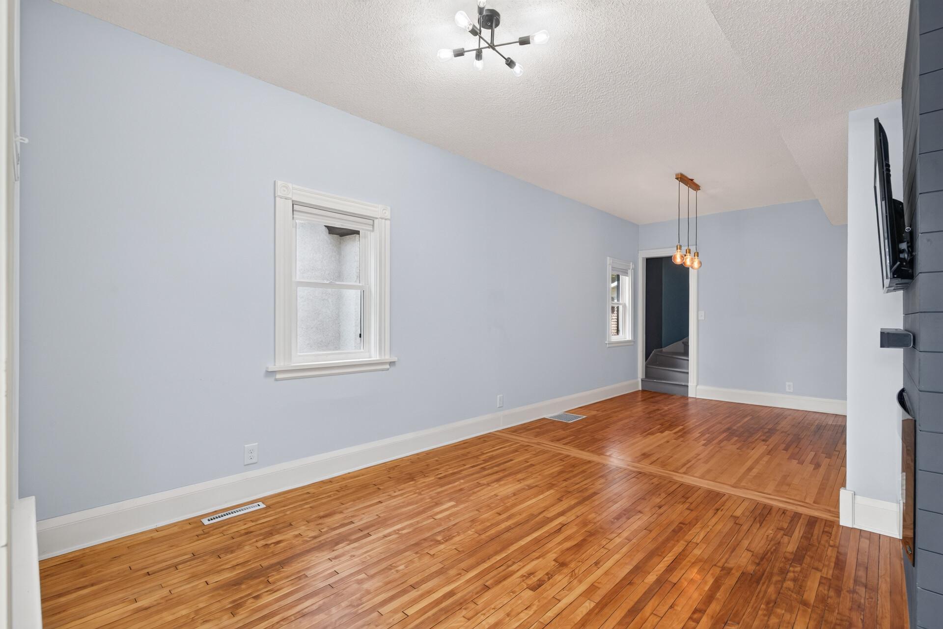 801 Armstrong Avenue Property Photo 7