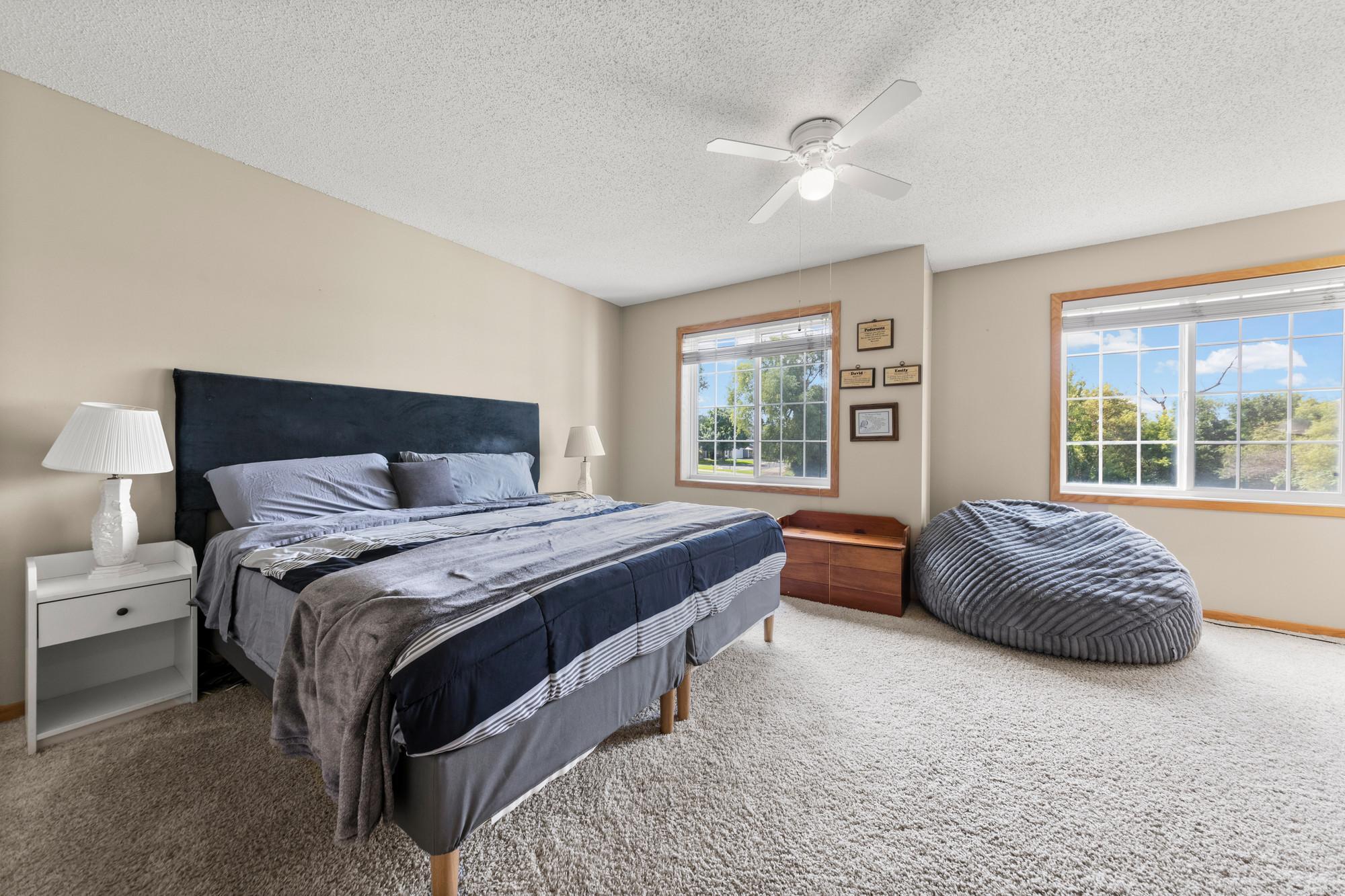 446 Mission Hills Way E Property Photo 17