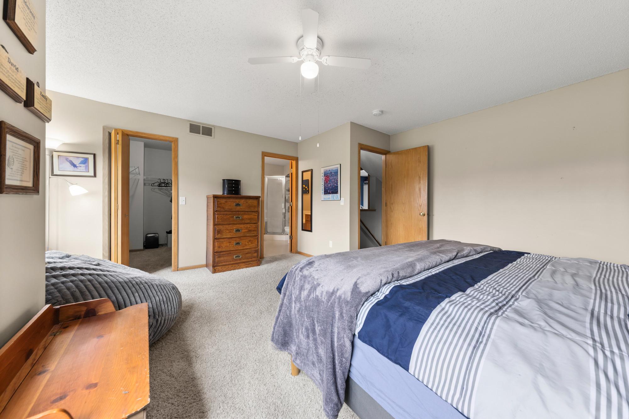 446 Mission Hills Way E Property Photo 19