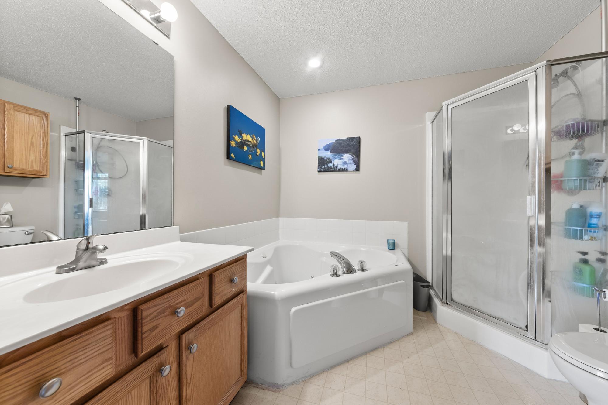 446 Mission Hills Way E Property Photo 21
