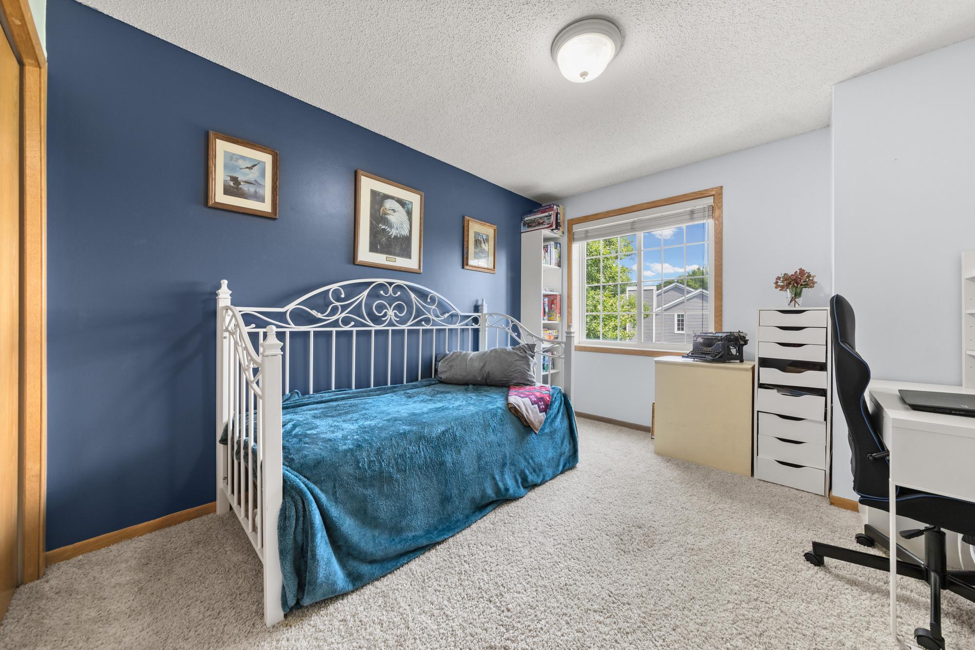 446 Mission Hills Way E Property Photo 23