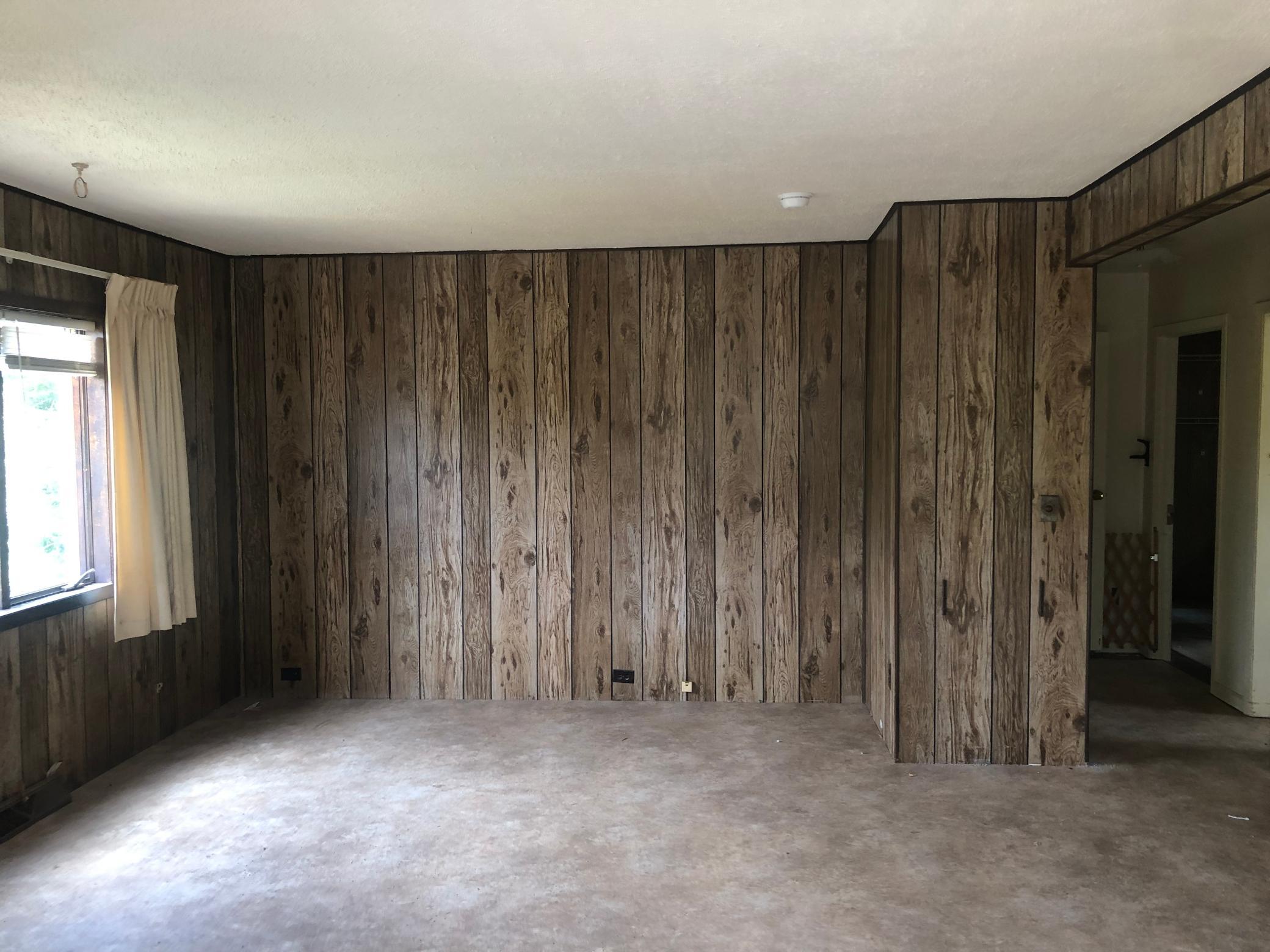 1220 14th Avenue E Property Photo 4