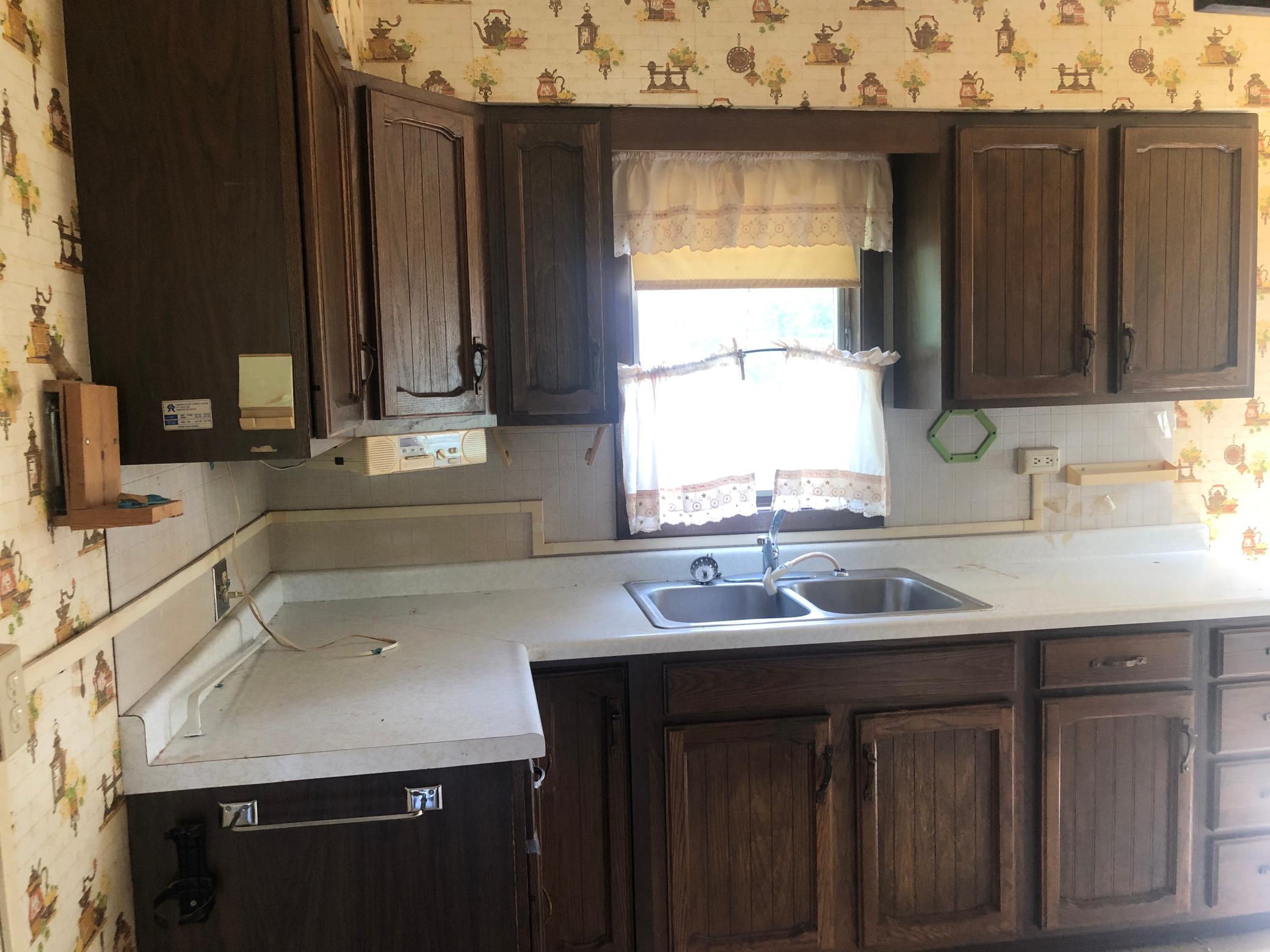 1220 14th Avenue E Property Photo 5