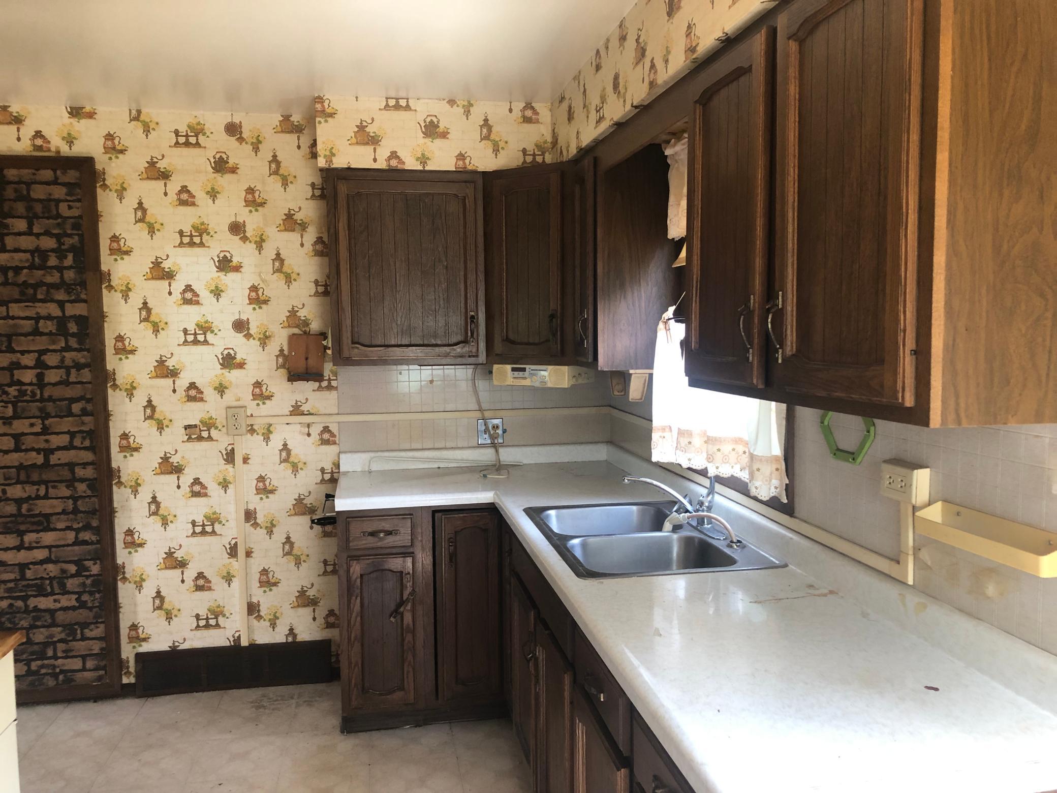 1220 14th Avenue E Property Photo 7