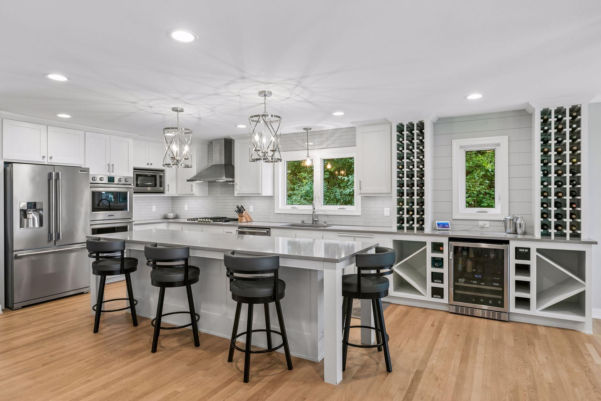 6940 Moccasin Valley Road Property Photo 8
