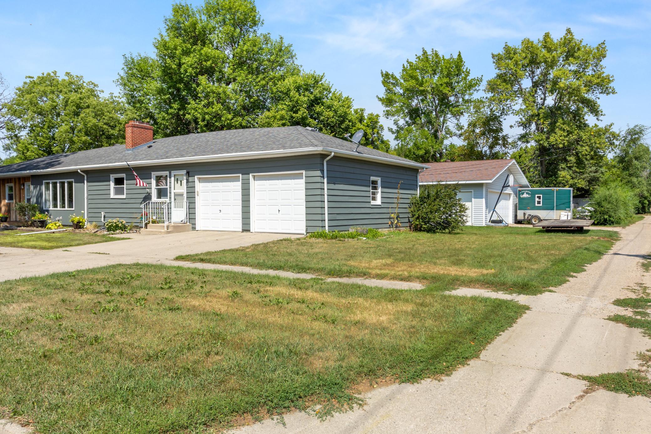 824 4th Avenue N Property Photo 5
