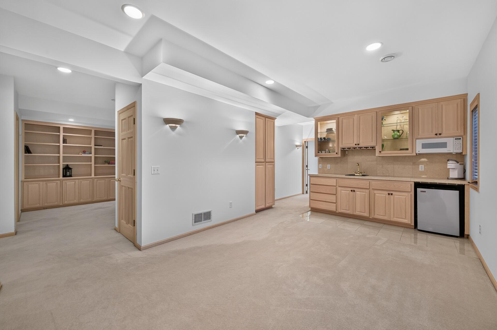 2201 Pine Island Road Property Photo 44