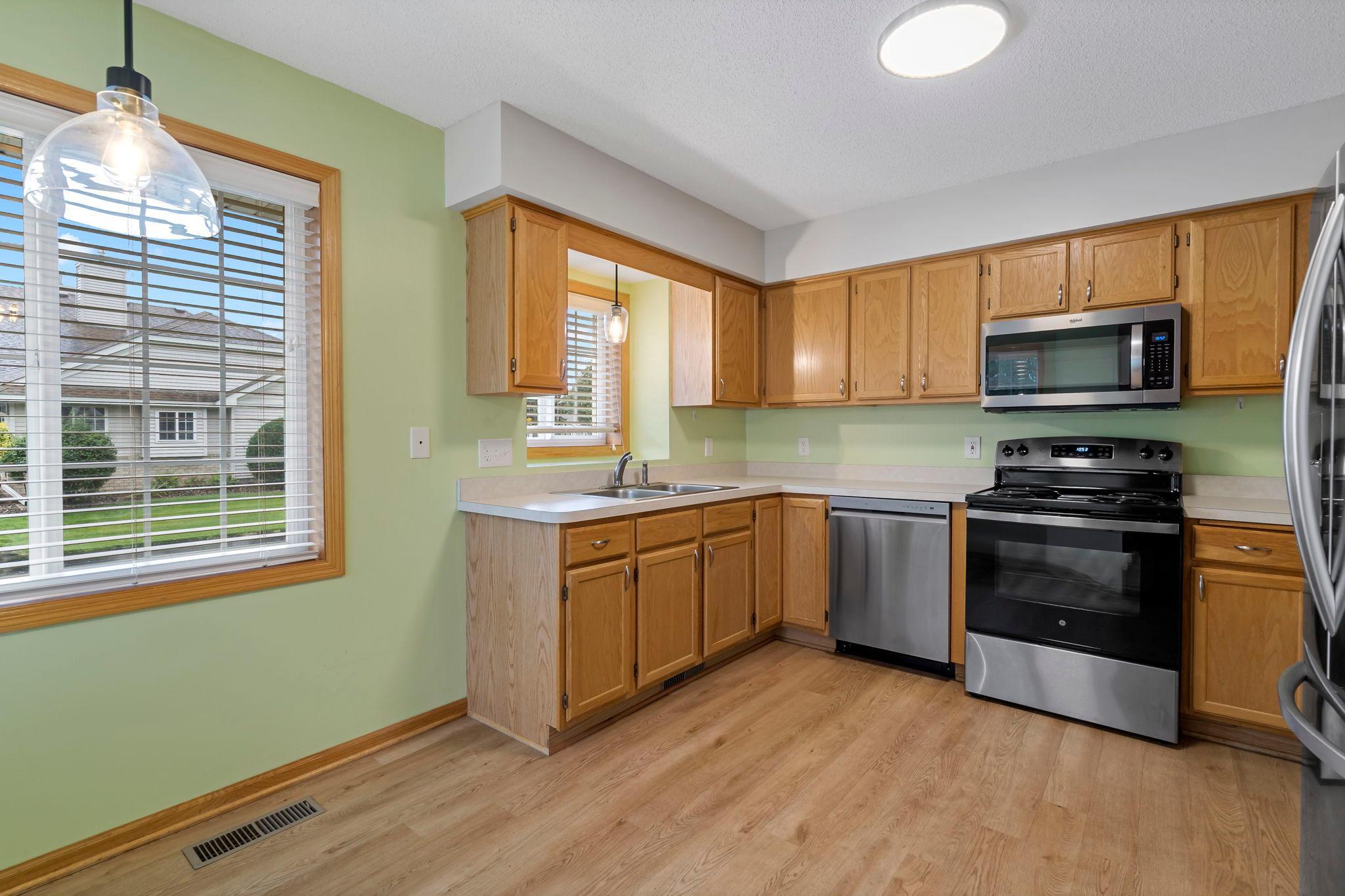 1866 N Ruby Court Property Photo 7