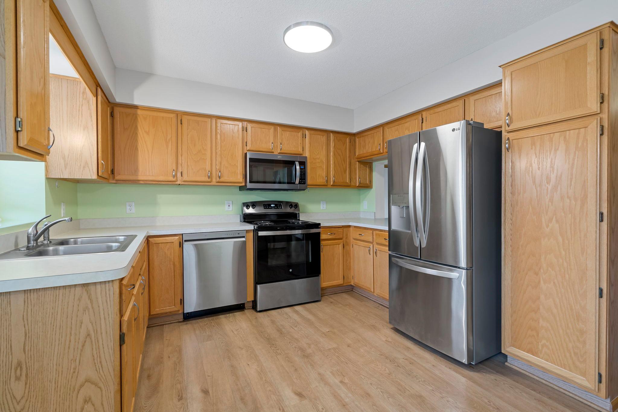 1866 N Ruby Court Property Photo 9