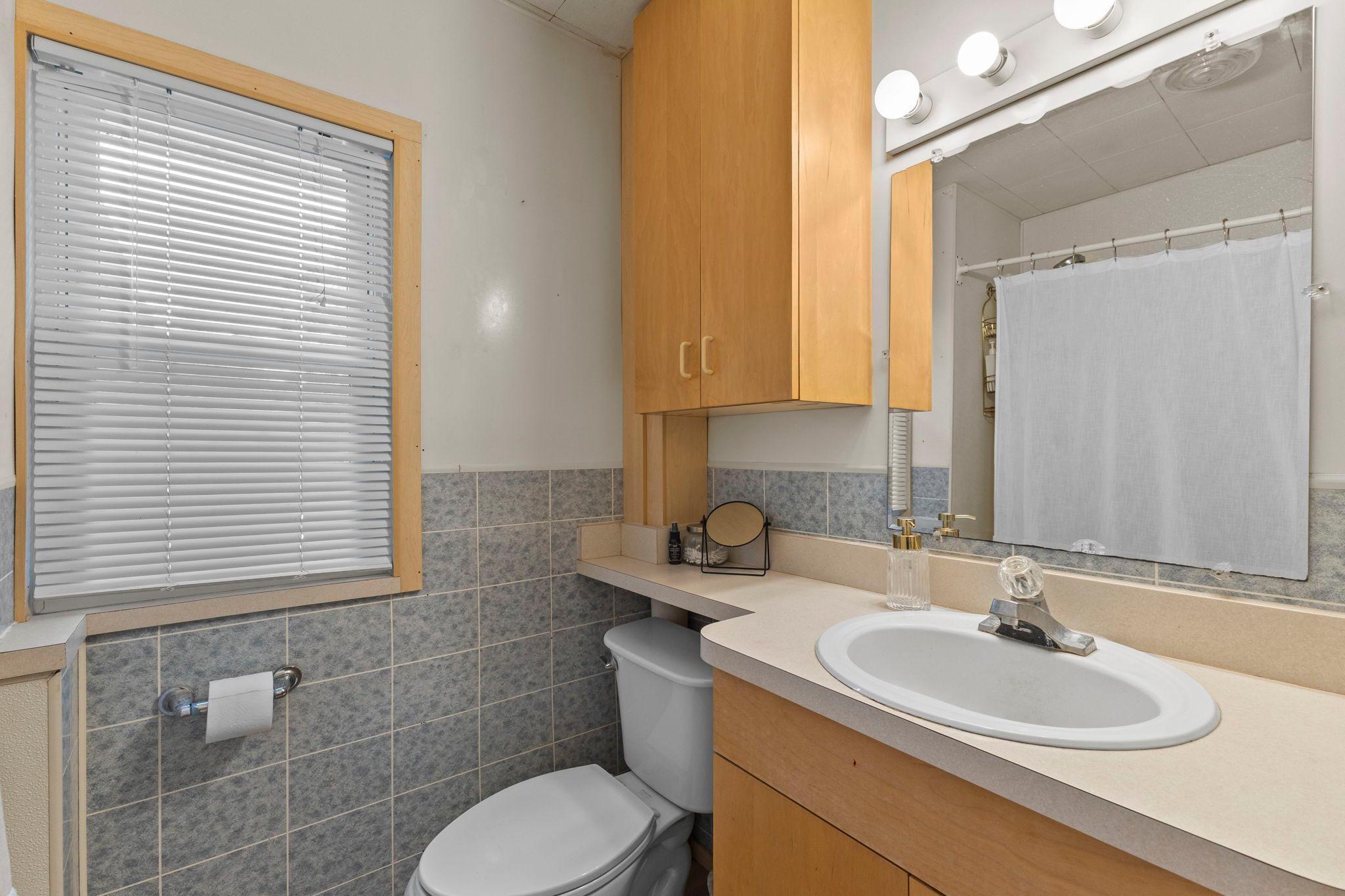 317 W River Street Property Photo 20