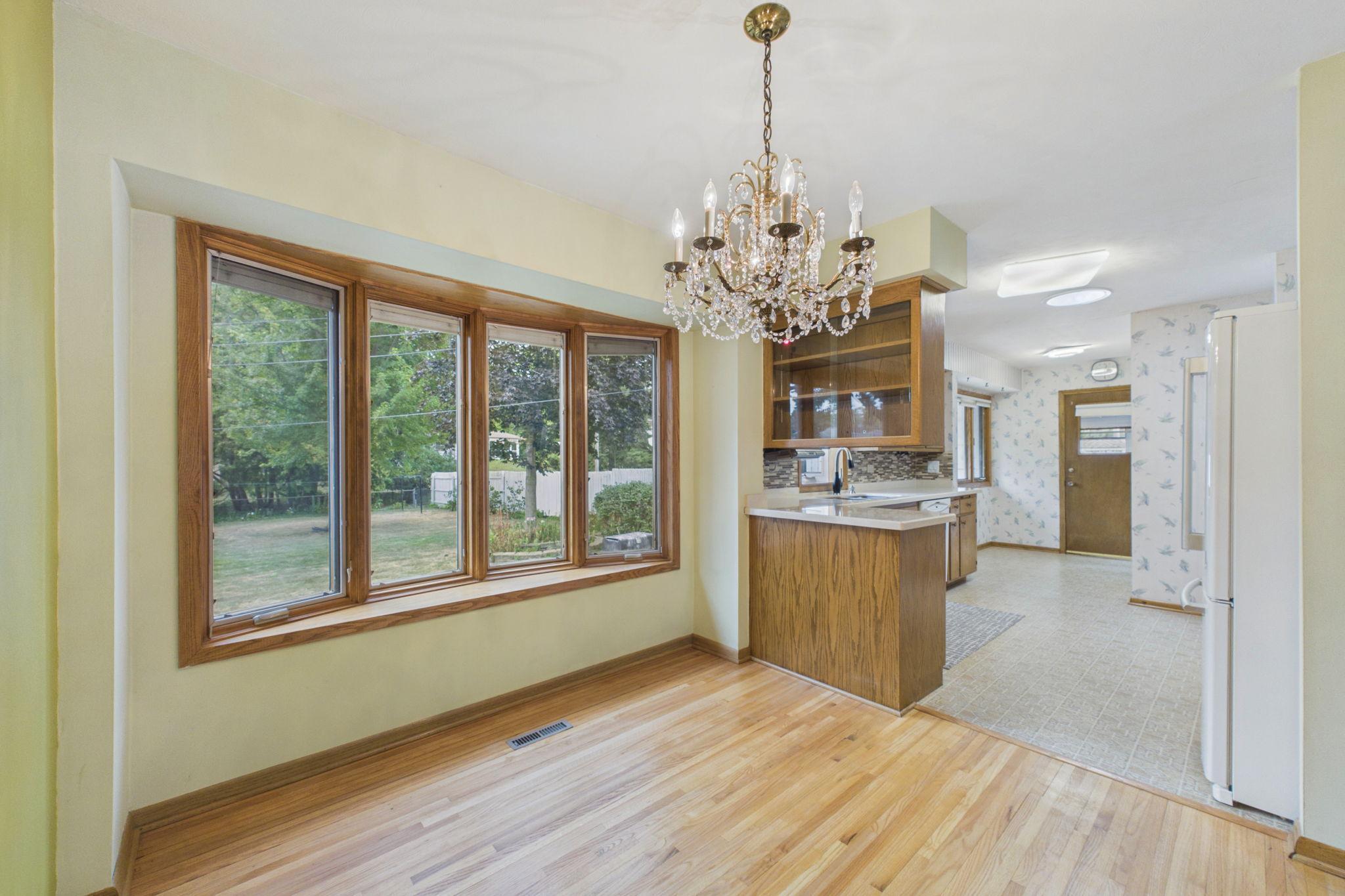 1761 Emerald Drive Property Photo 3