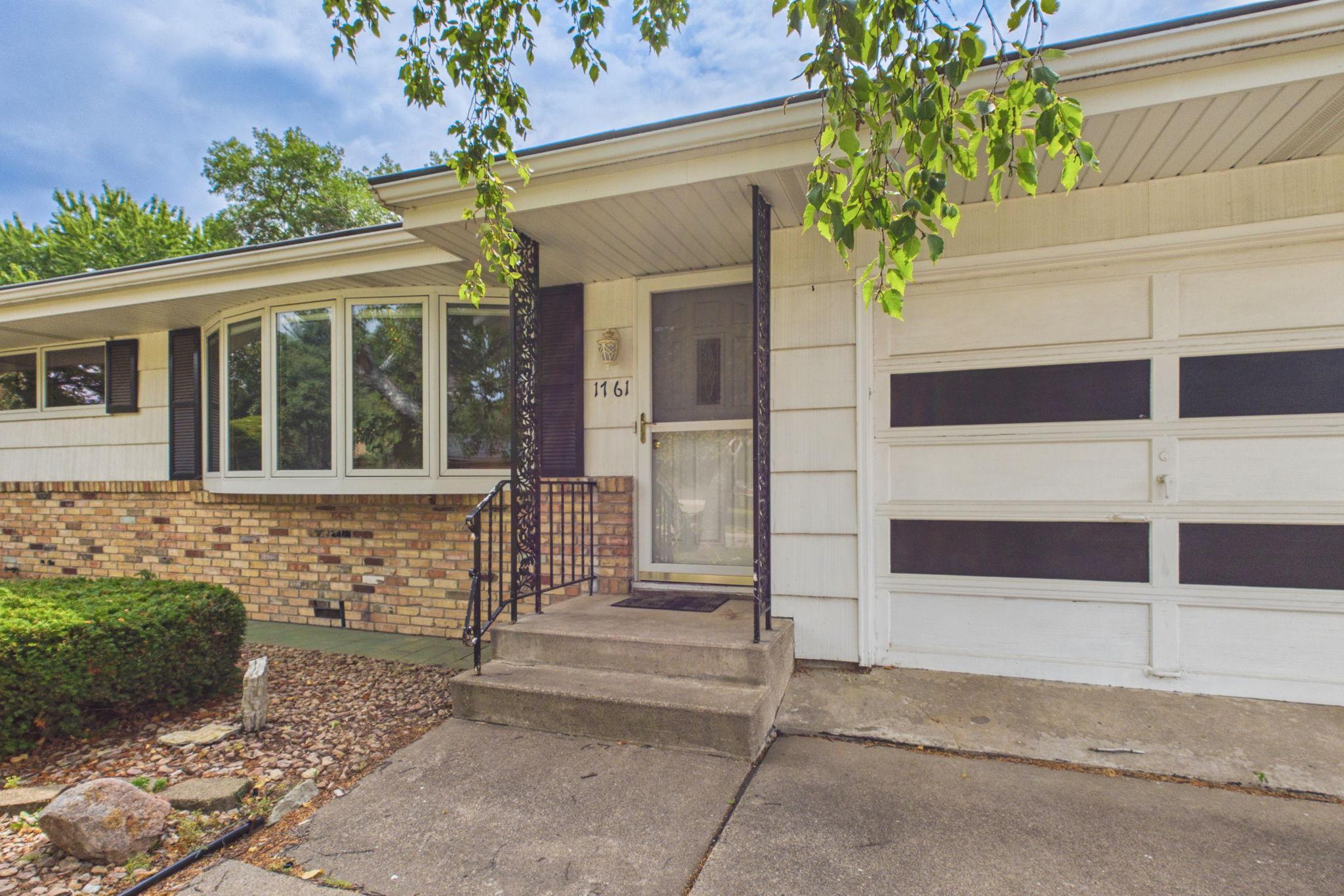 1761 Emerald Drive Property Photo 7