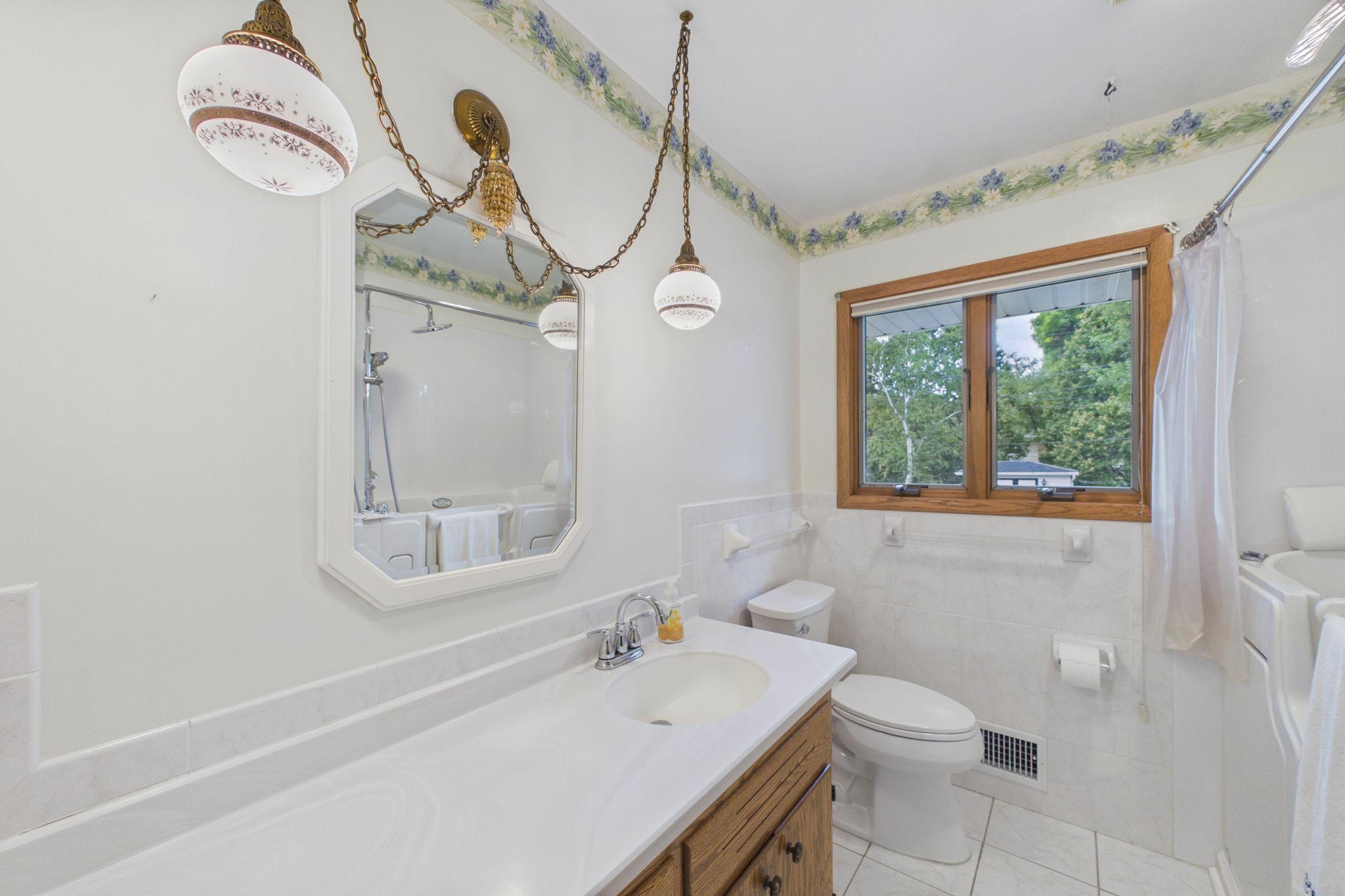 1761 Emerald Drive Property Photo 14