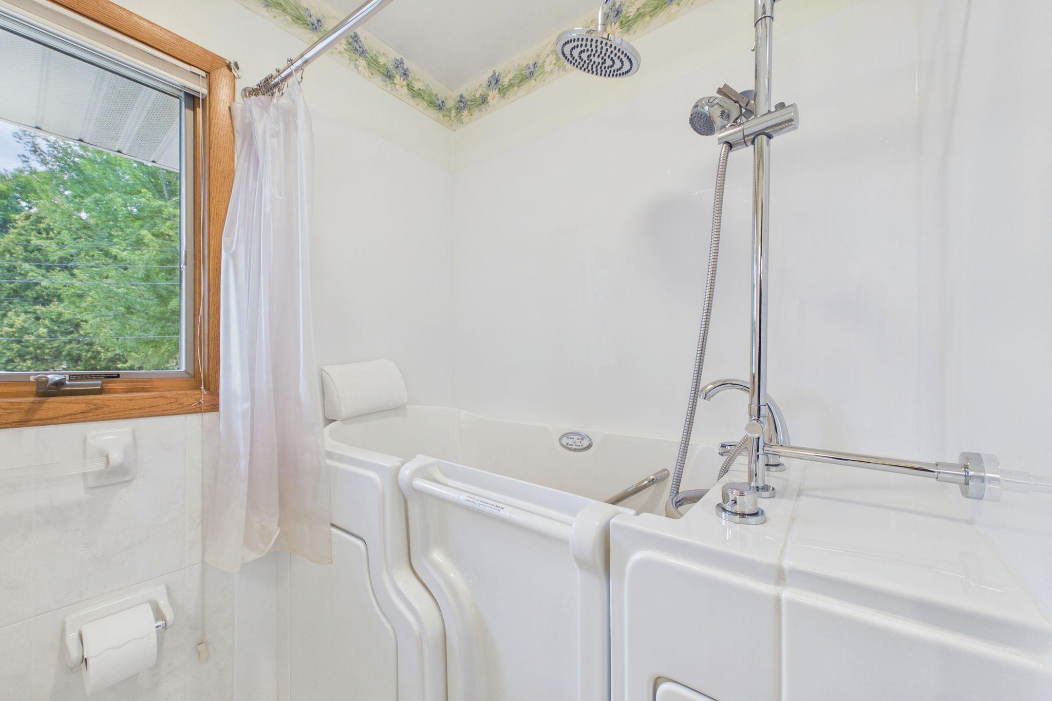 1761 Emerald Drive Property Photo 15