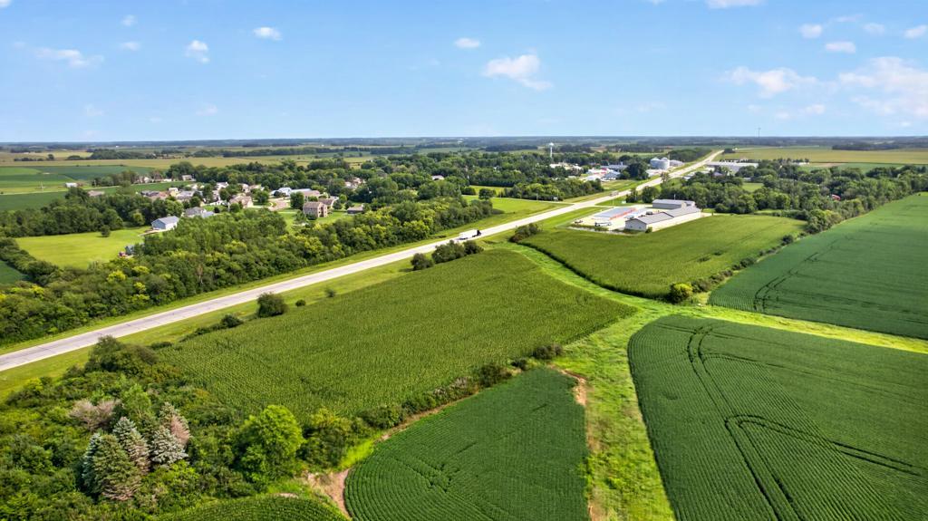 249 Highway 63 N Property Photo 8