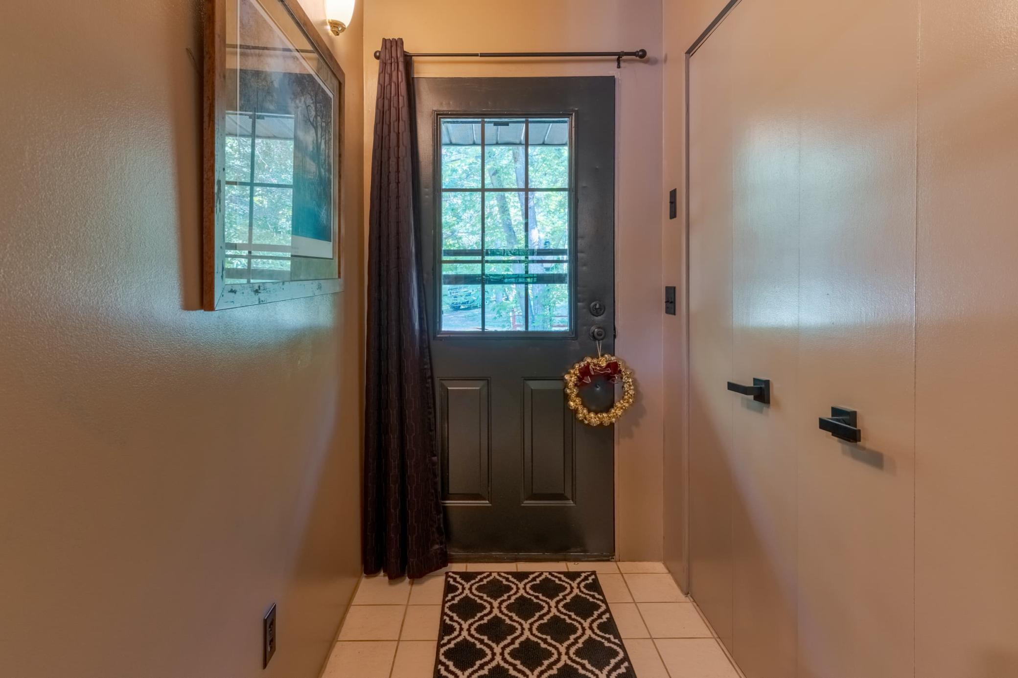 3216 Gryce Styne Road Ne Property Photo 5