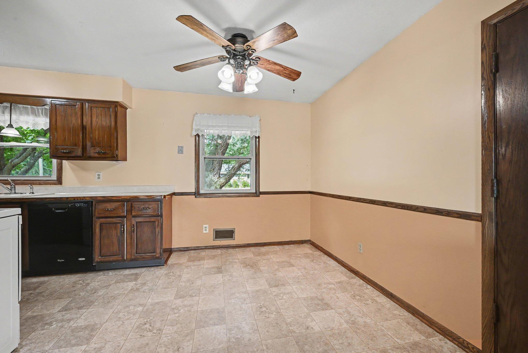 5520 Saint Stephens Street Property Photo 4