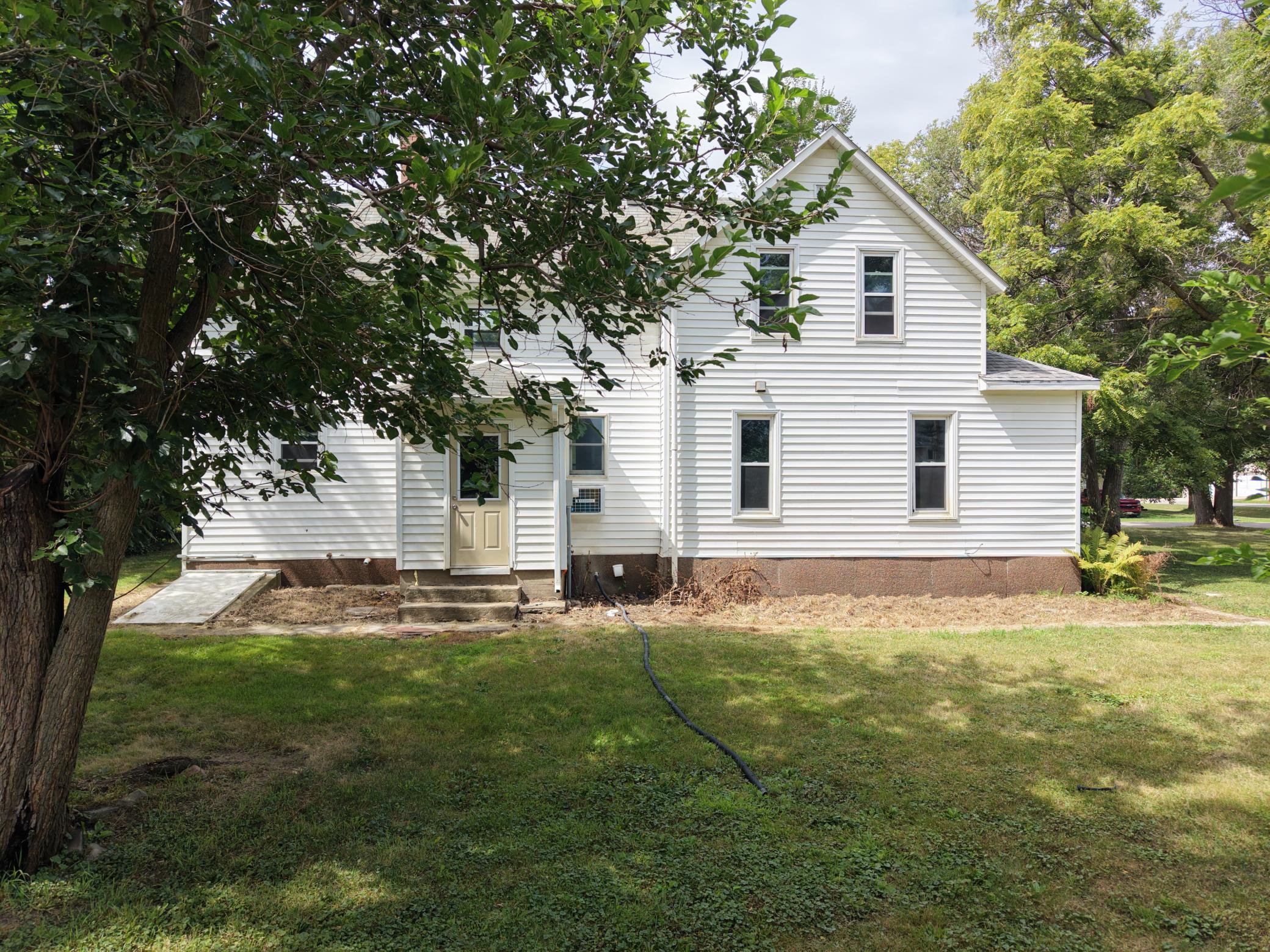 220 Sheridan Street Property Photo 5