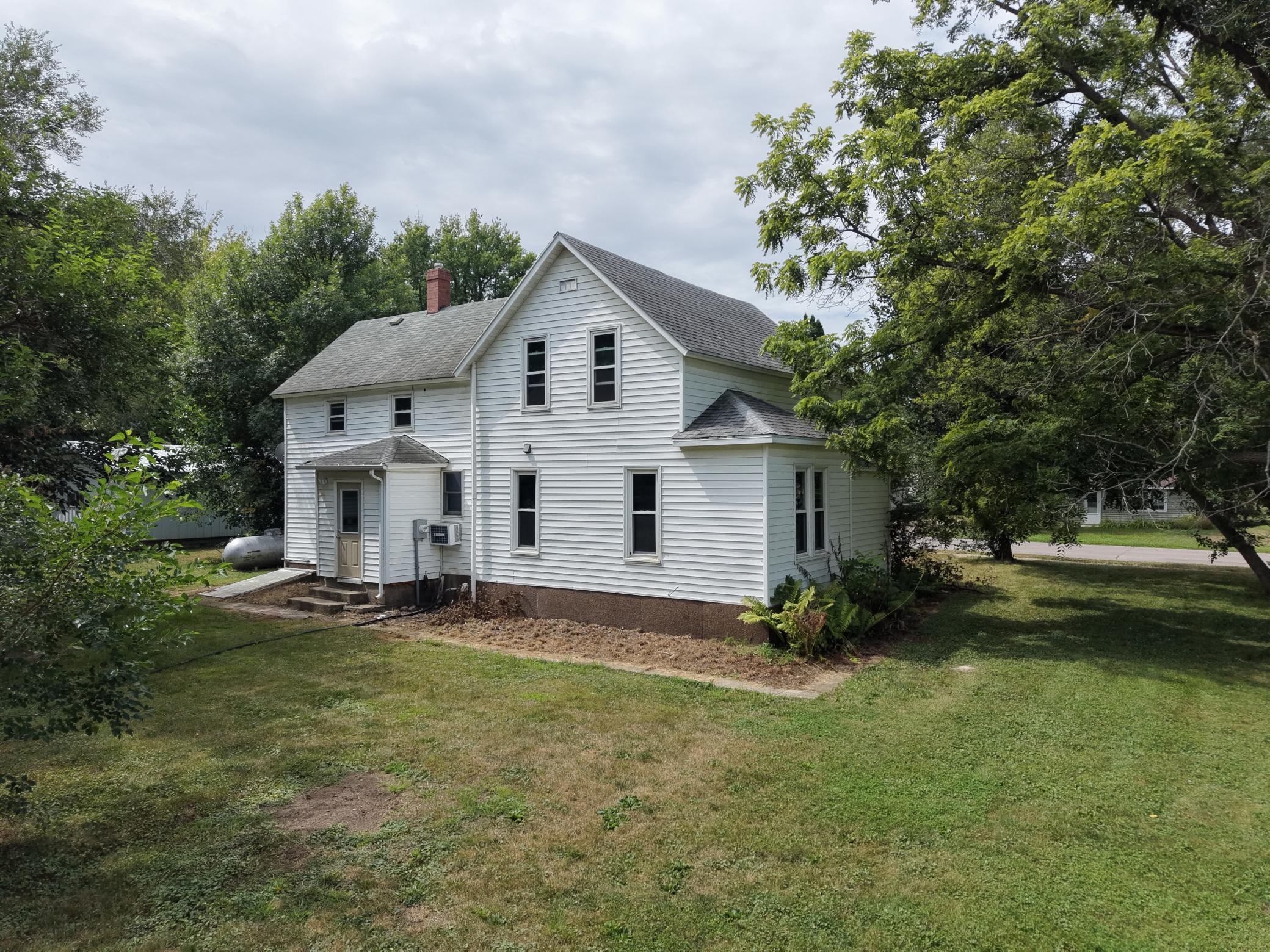 220 Sheridan Street Property Photo 9