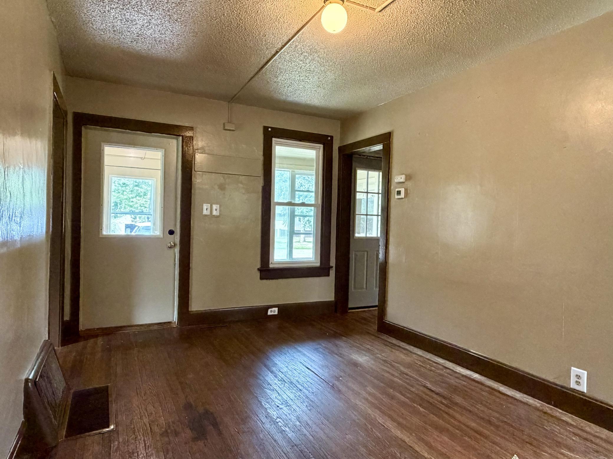 220 Sheridan Street Property Photo 16