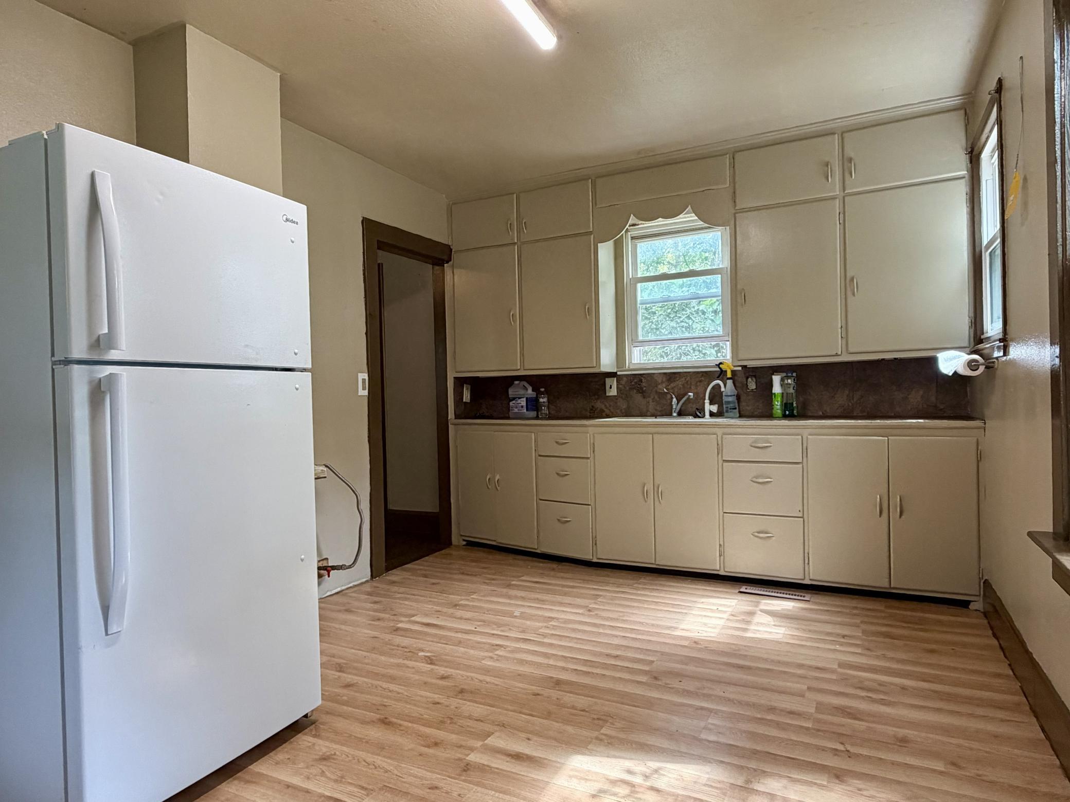 220 Sheridan Street Property Photo 20